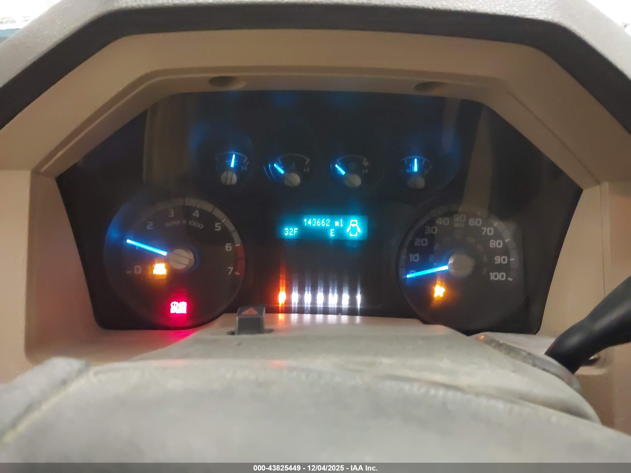 FORD F-250 image 7