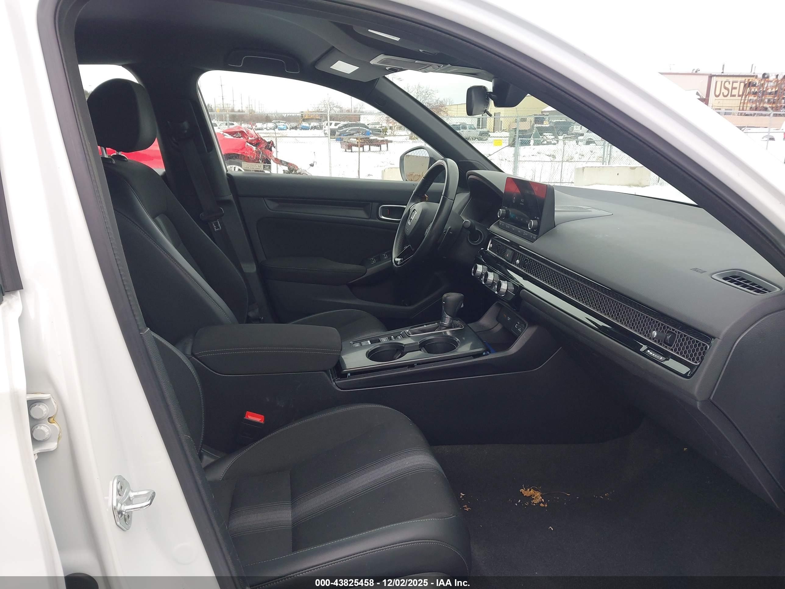 HONDA CIVIC image 5