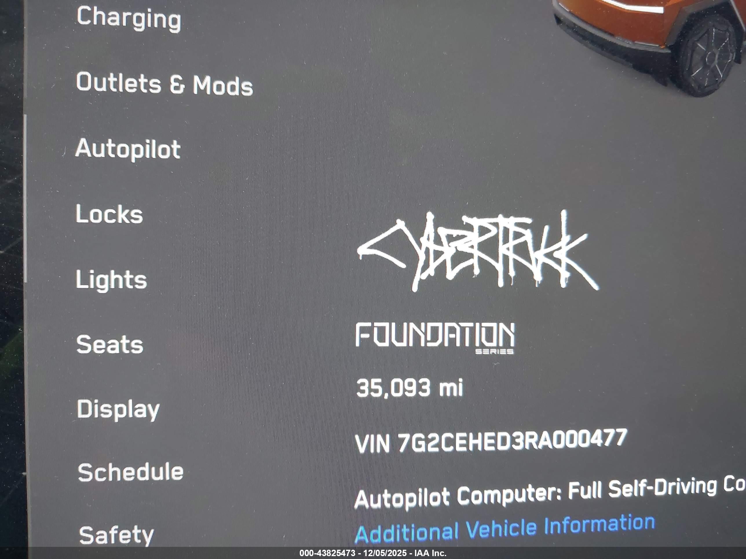 TESLA CYBERTRUCK image 7