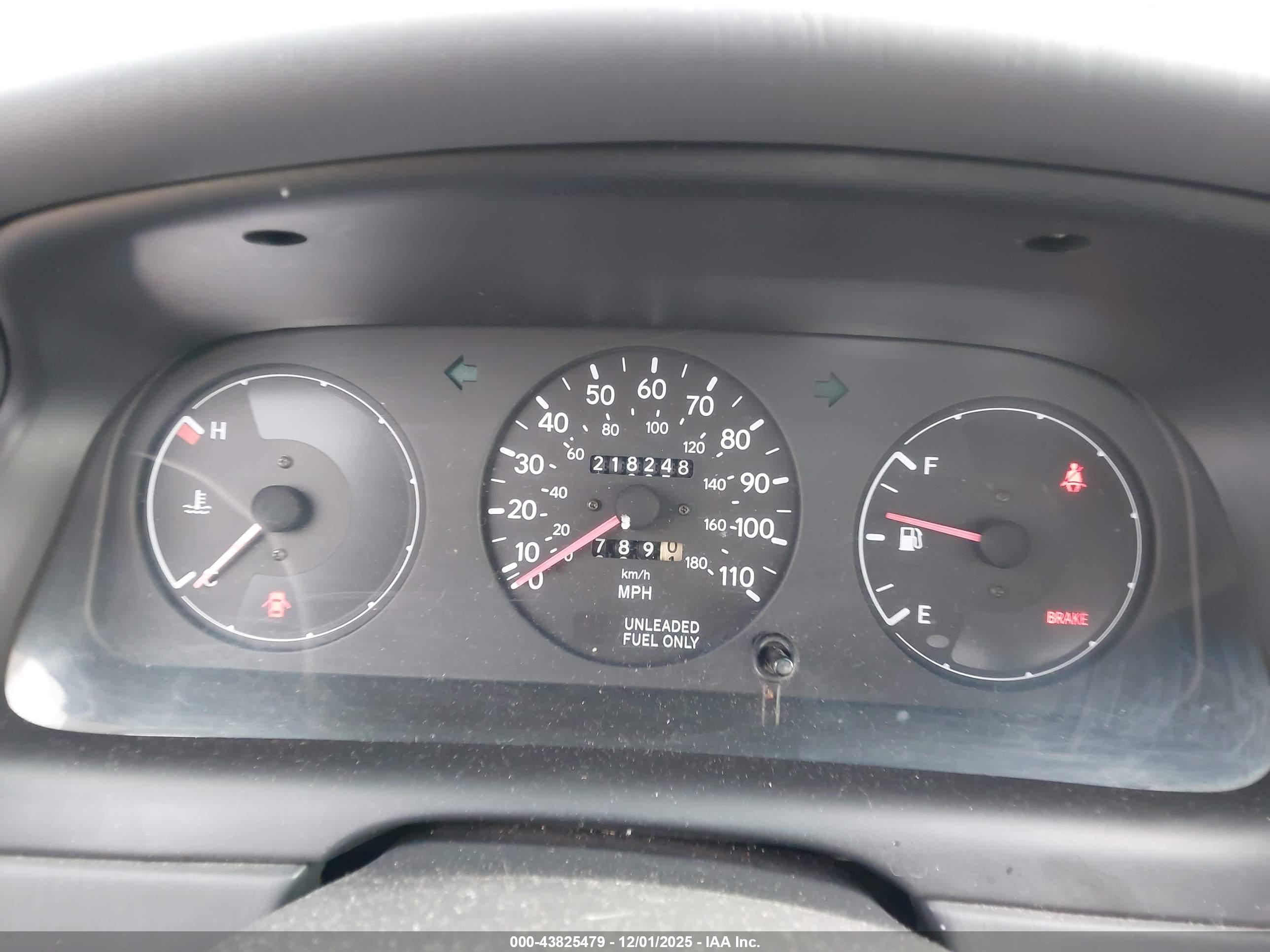 TOYOTA COROLLA image 7