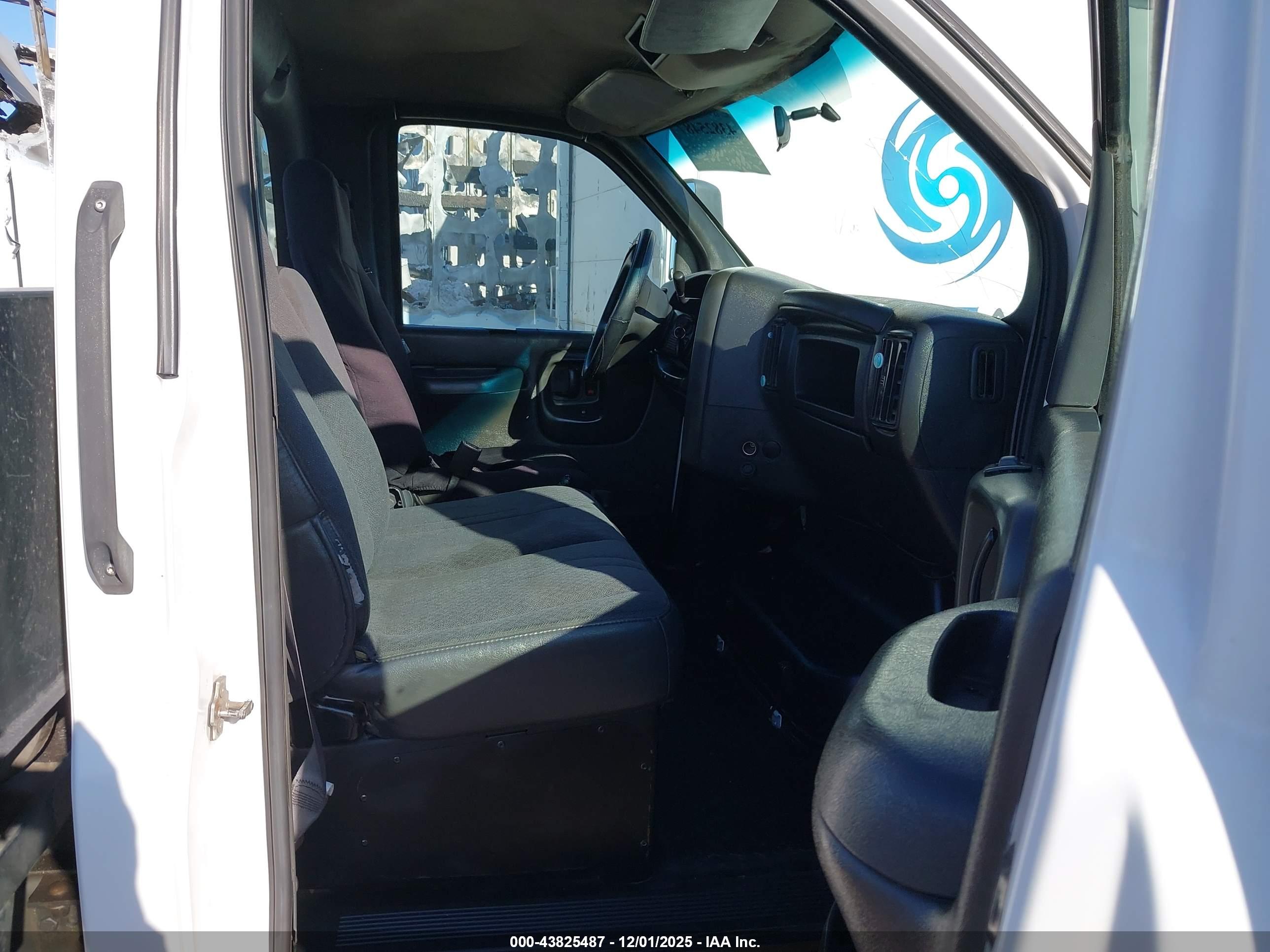GMC C5500 image 7