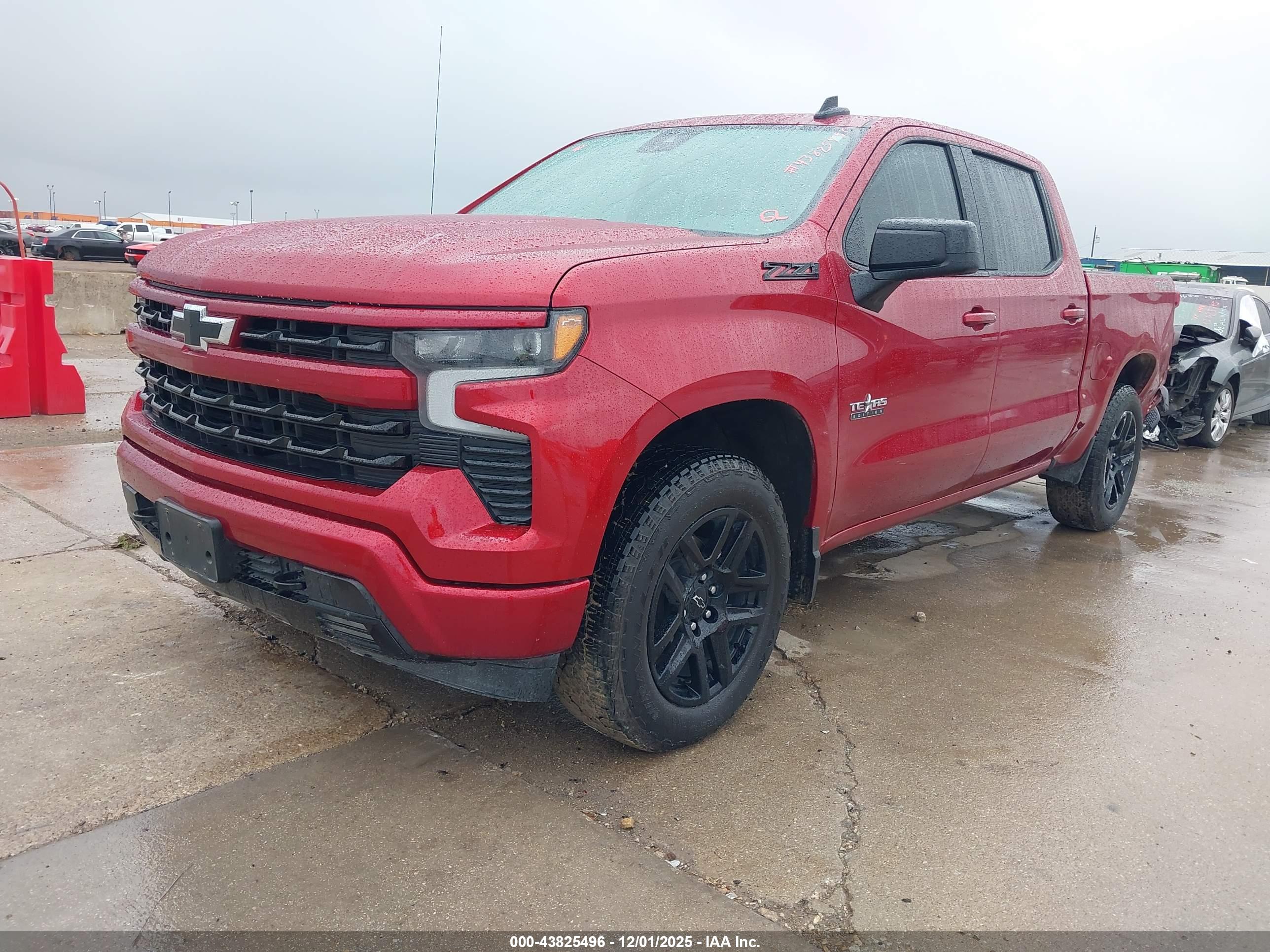 CHEVROLET SILVERADO image 2