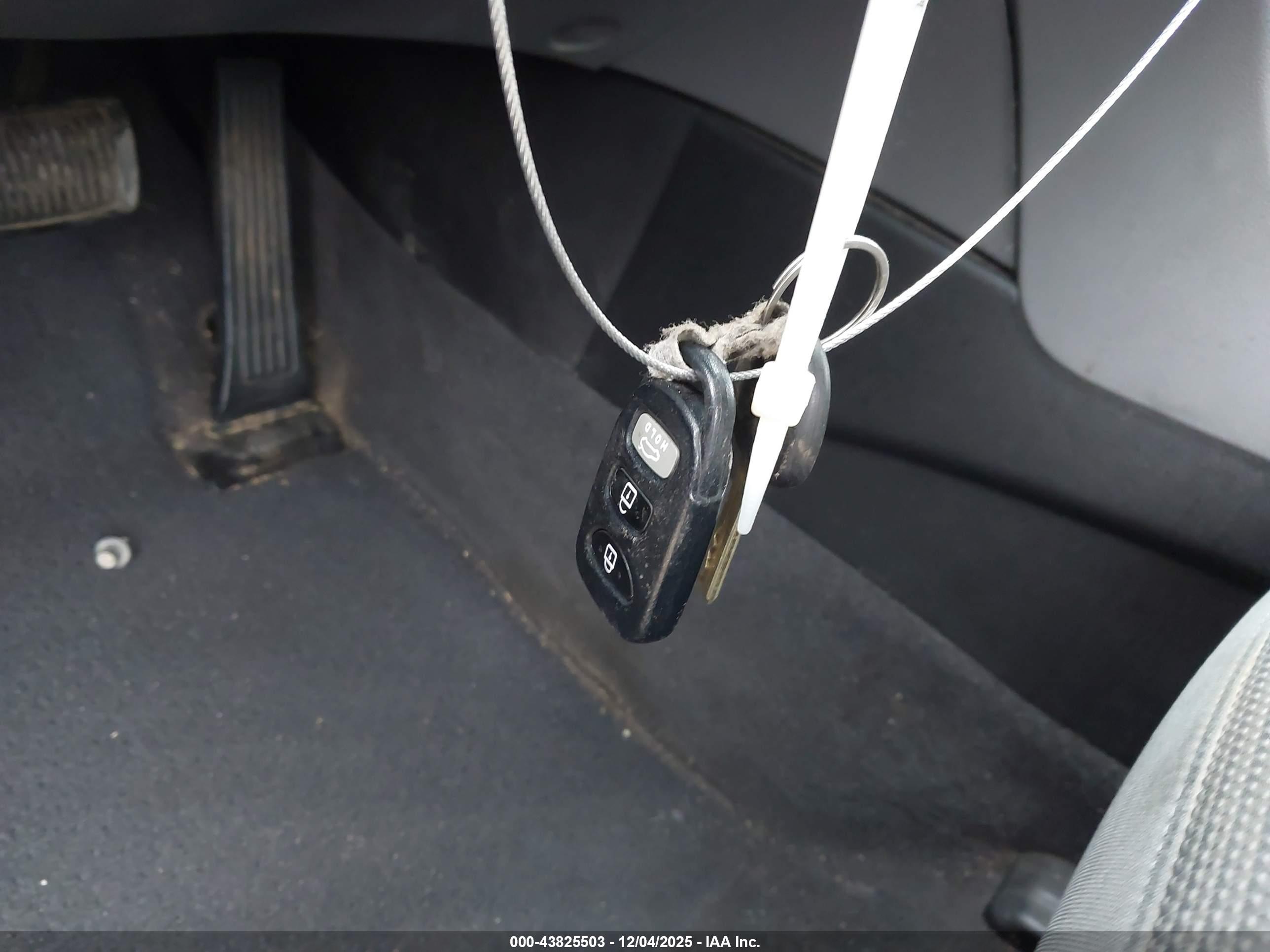 HYUNDAI SONATA image 11