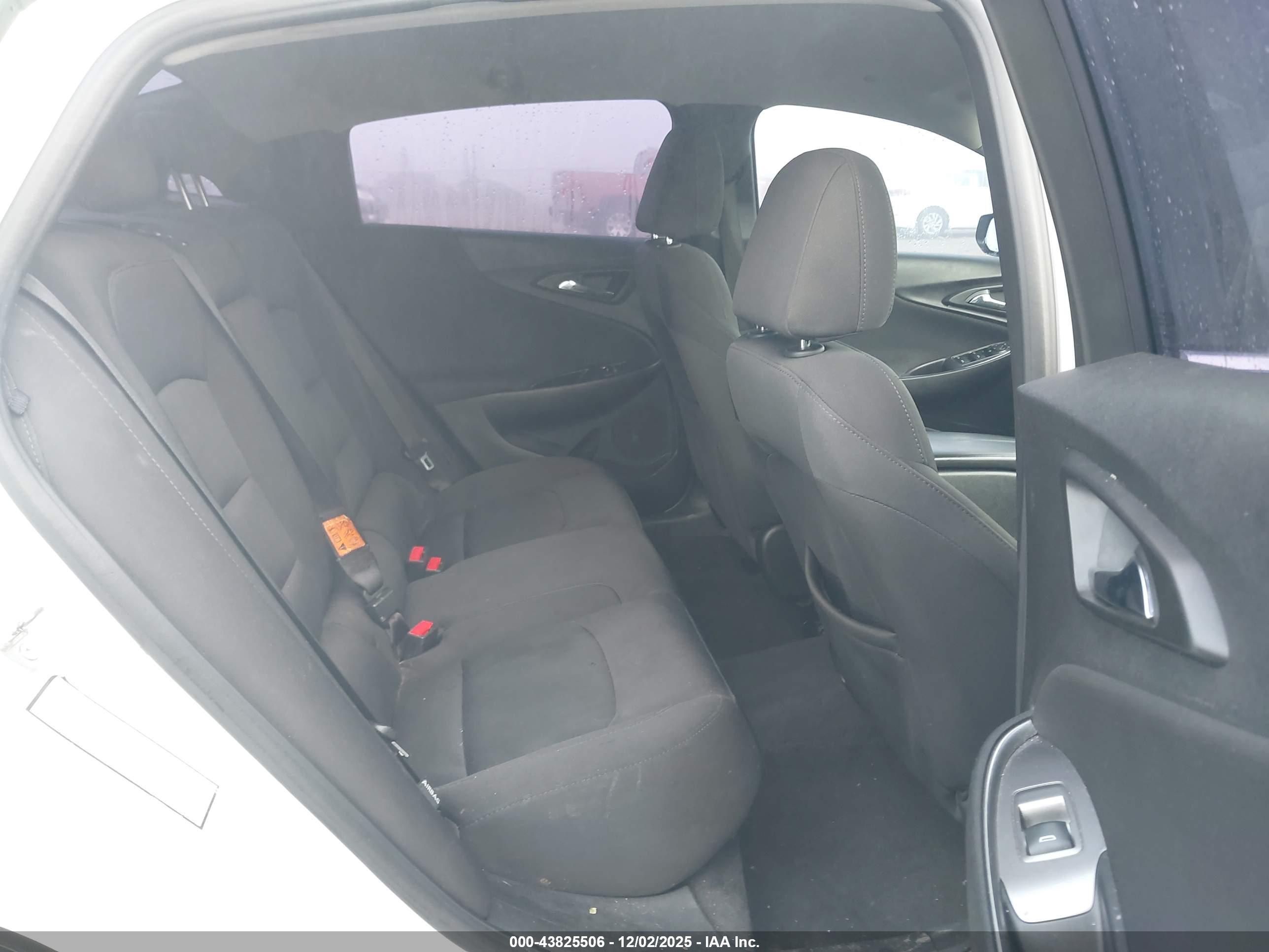CHEVROLET MALIBU image 8