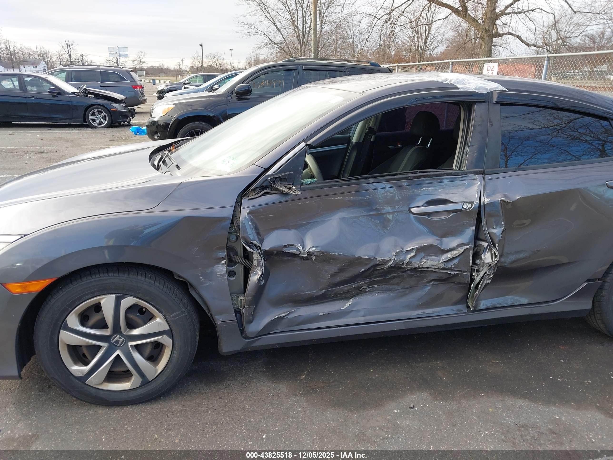 HONDA CIVIC image 6
