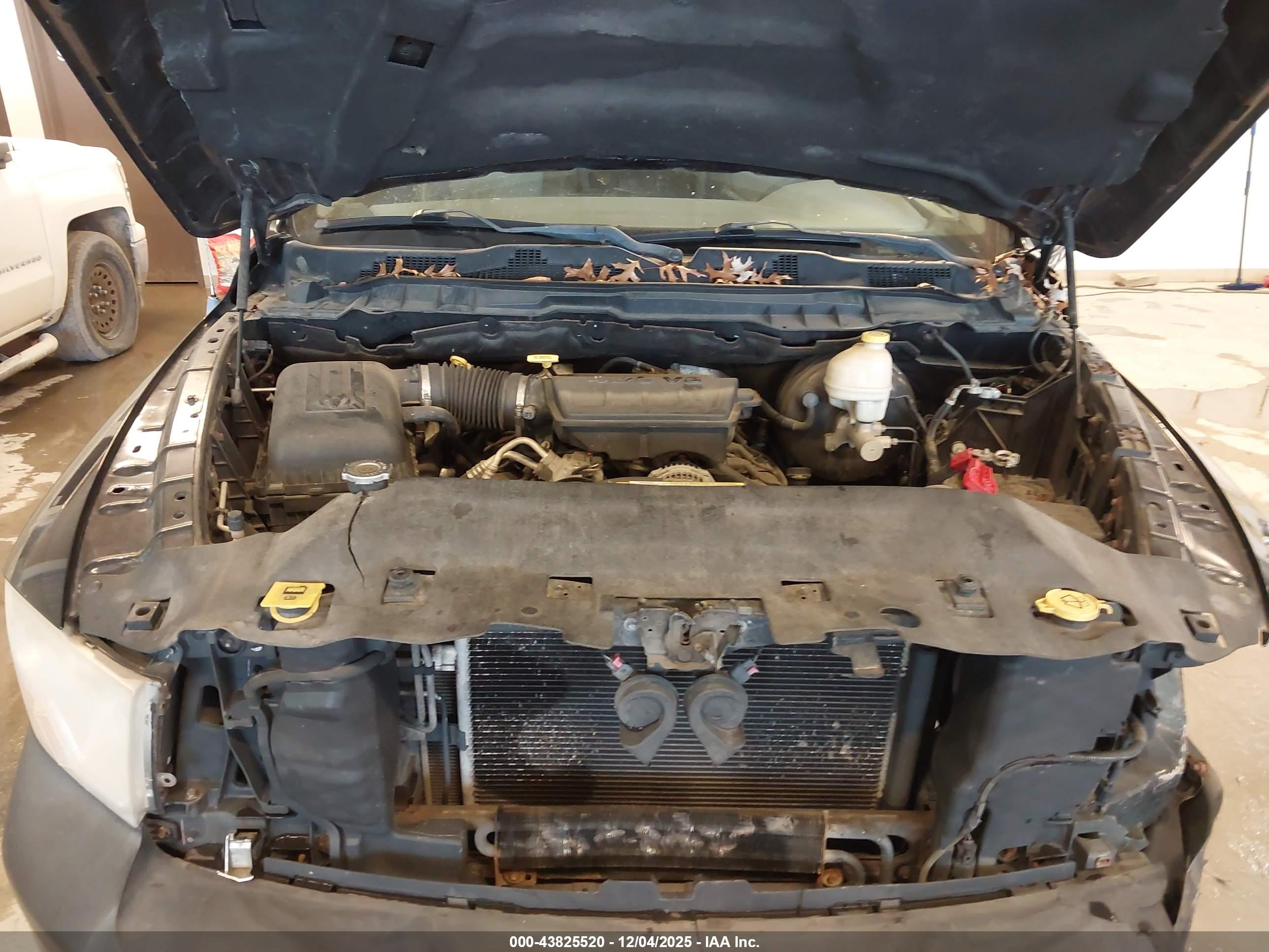 DODGE RAM image 10