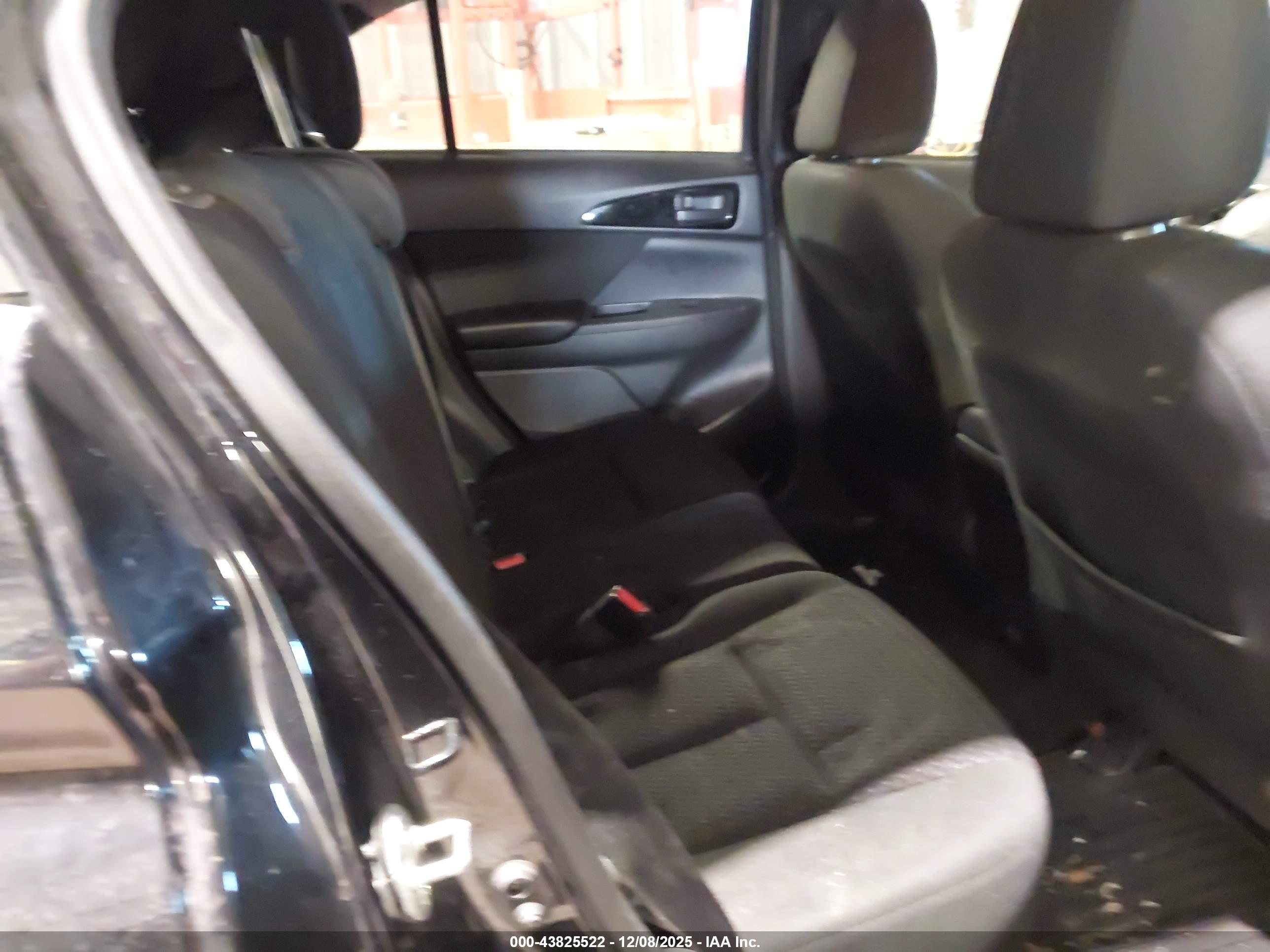 MITSUBISHI ECLIPSE image 8