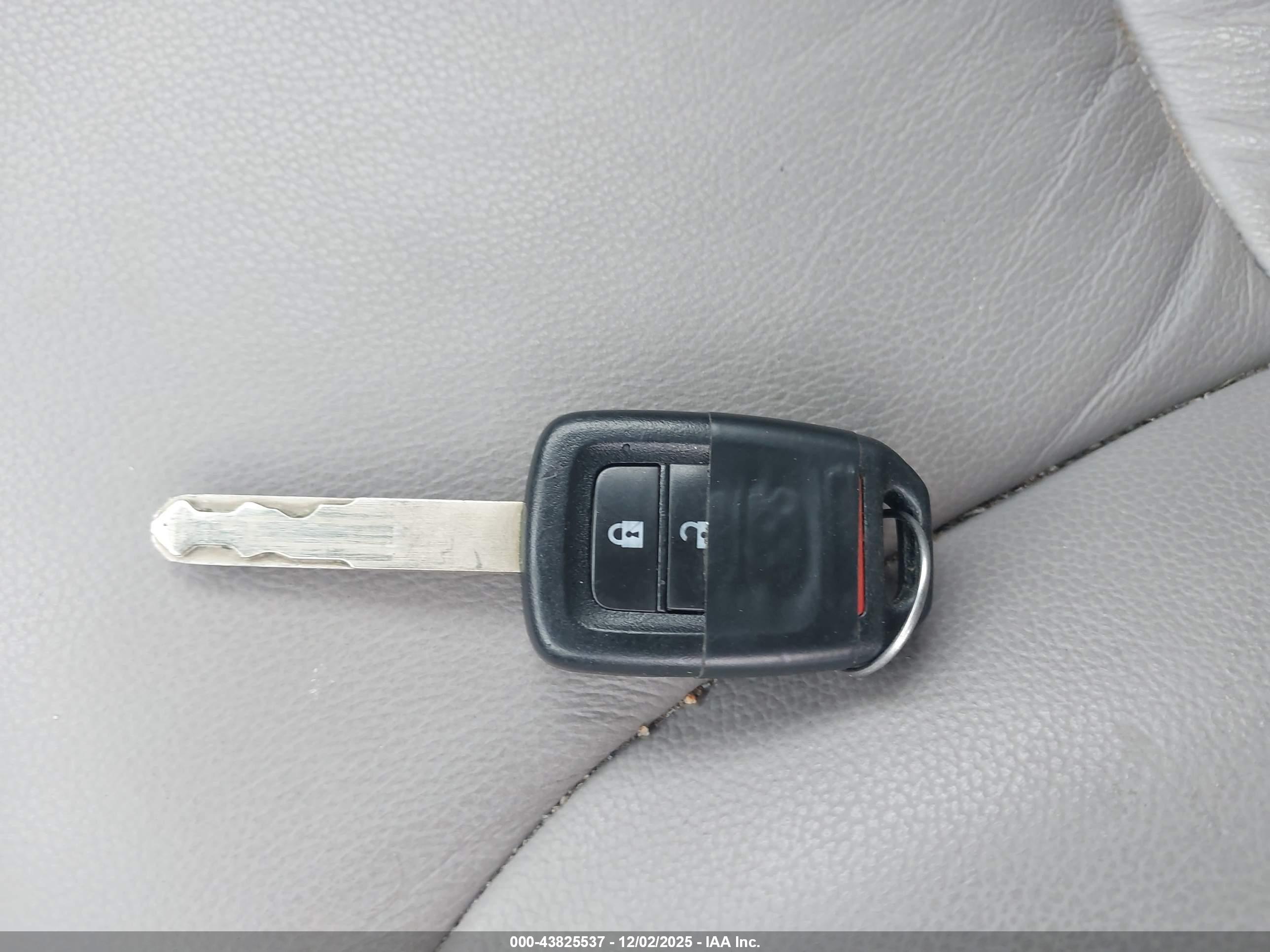 HONDA CR-V image 11
