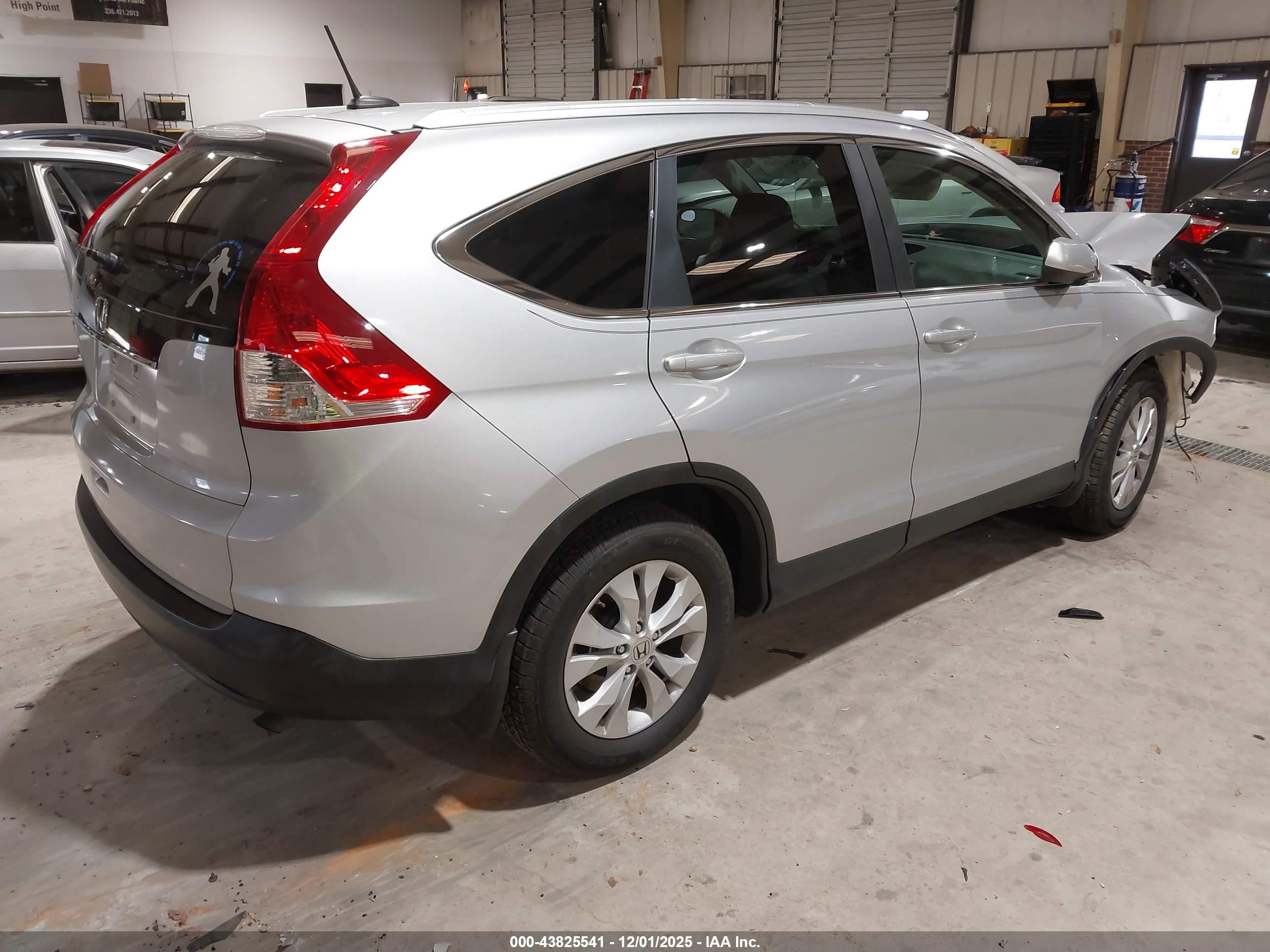 HONDA CR-V image 4