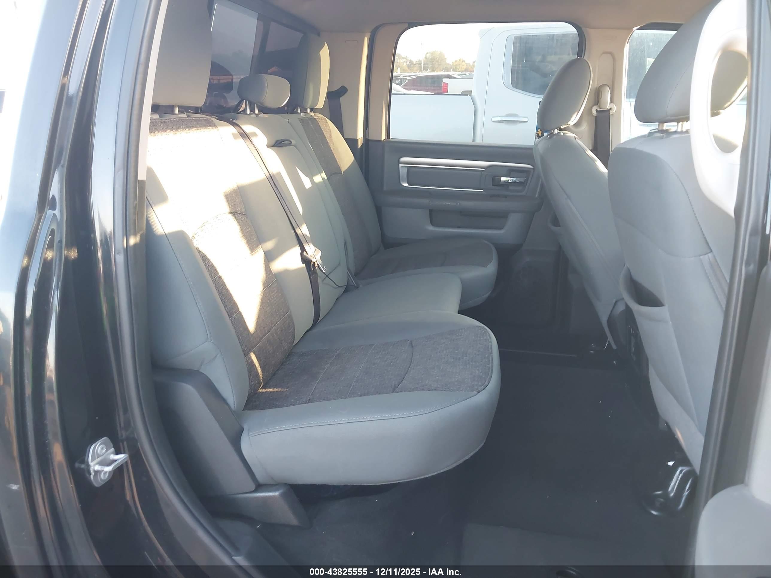 RAM 1500 image 8