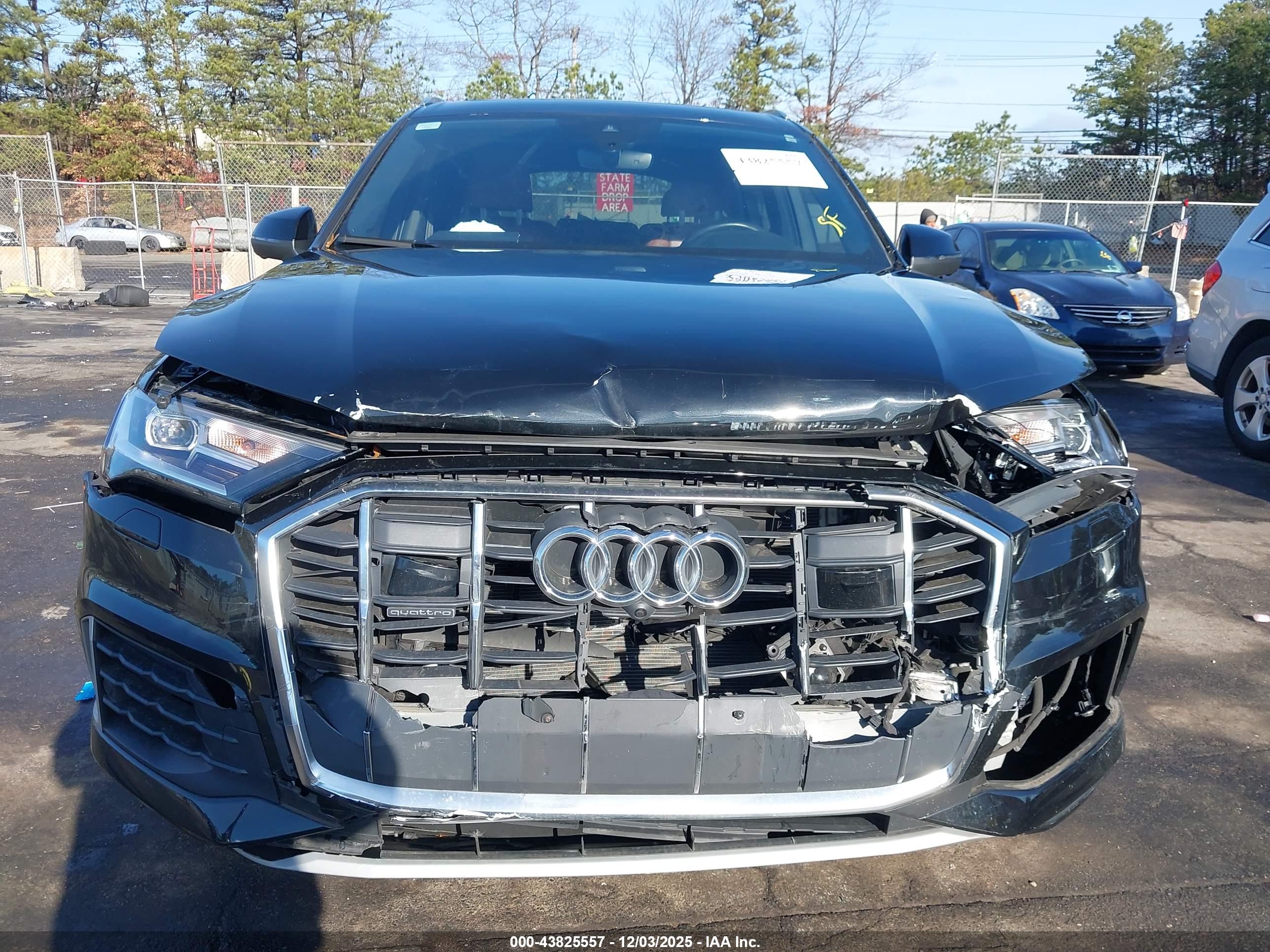 AUDI Q7 image 6
