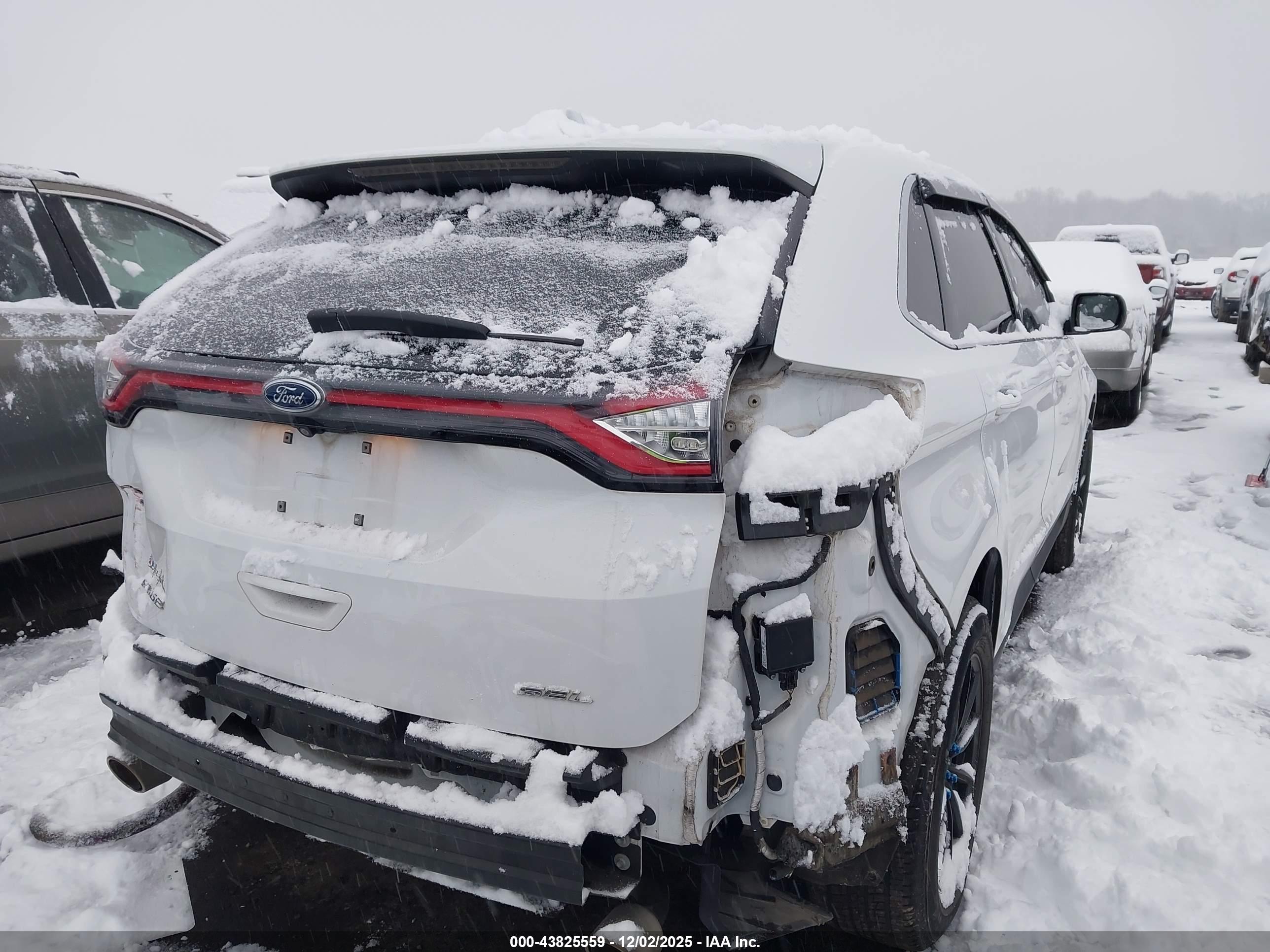 FORD EDGE image 4