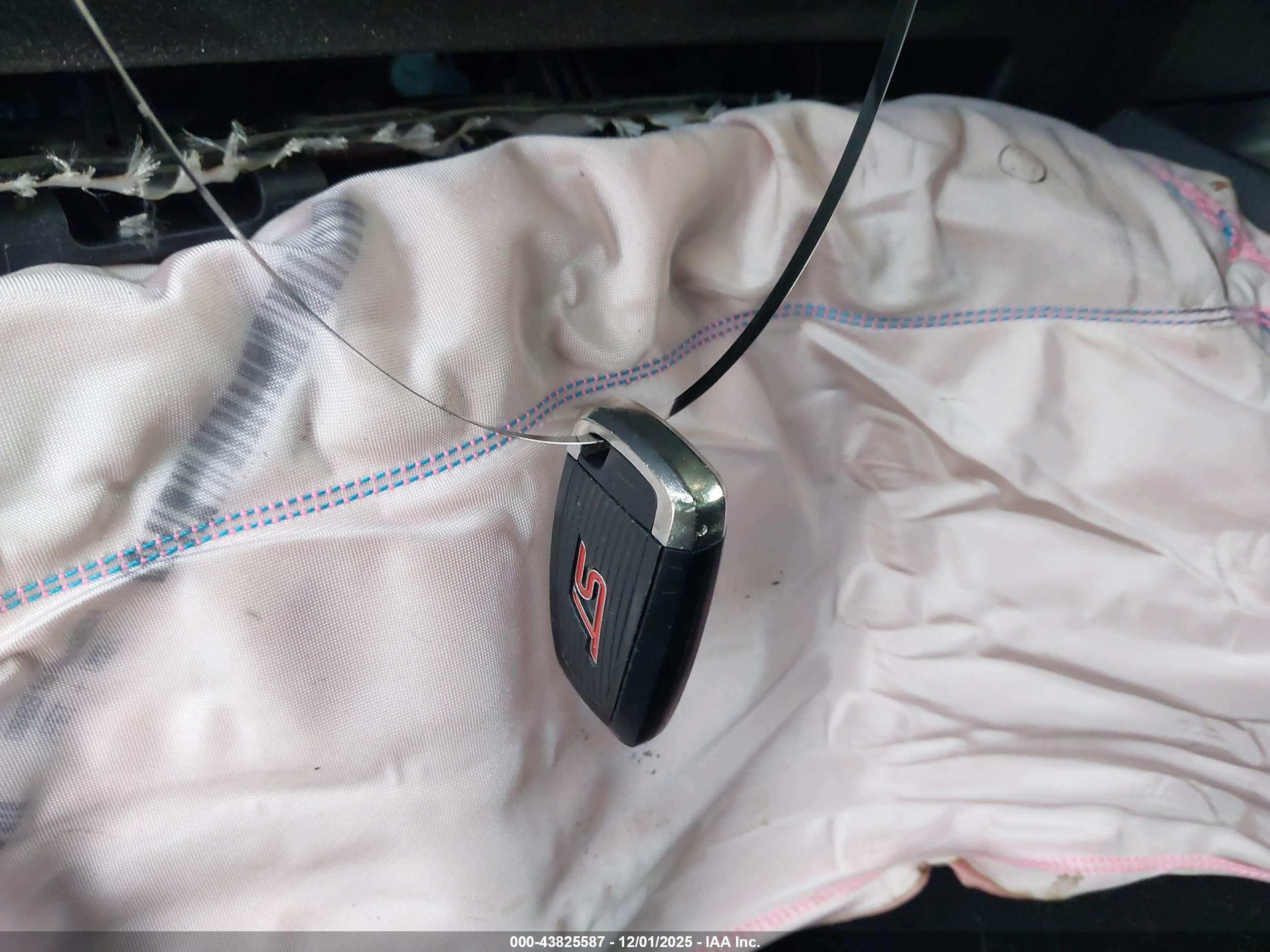 FORD EDGE image 11