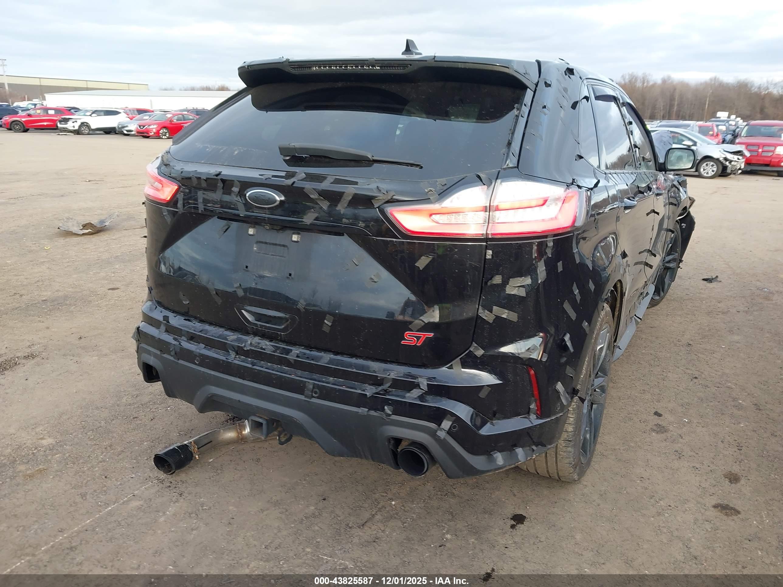 FORD EDGE image 4