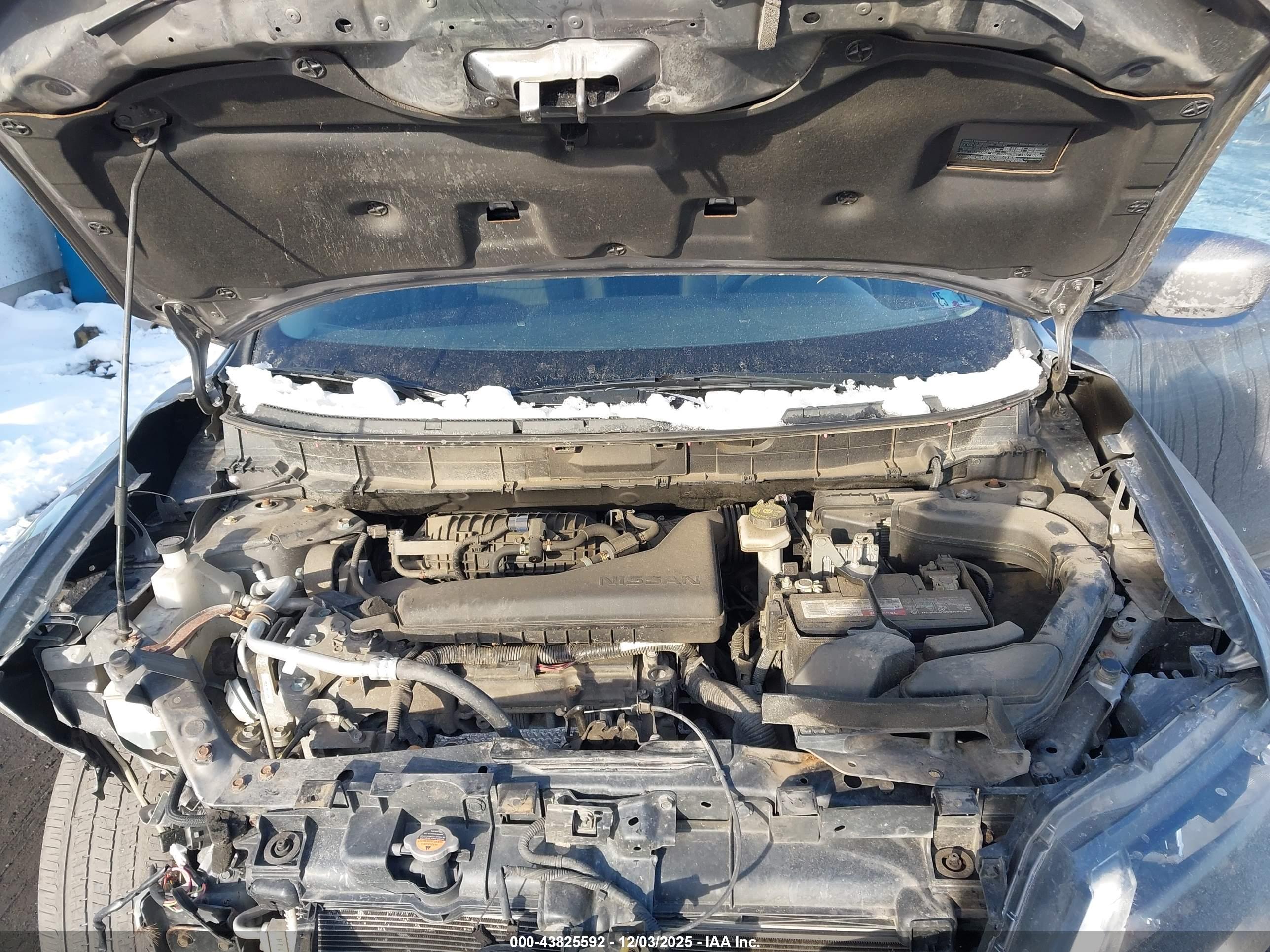 NISSAN ROGUE image 10