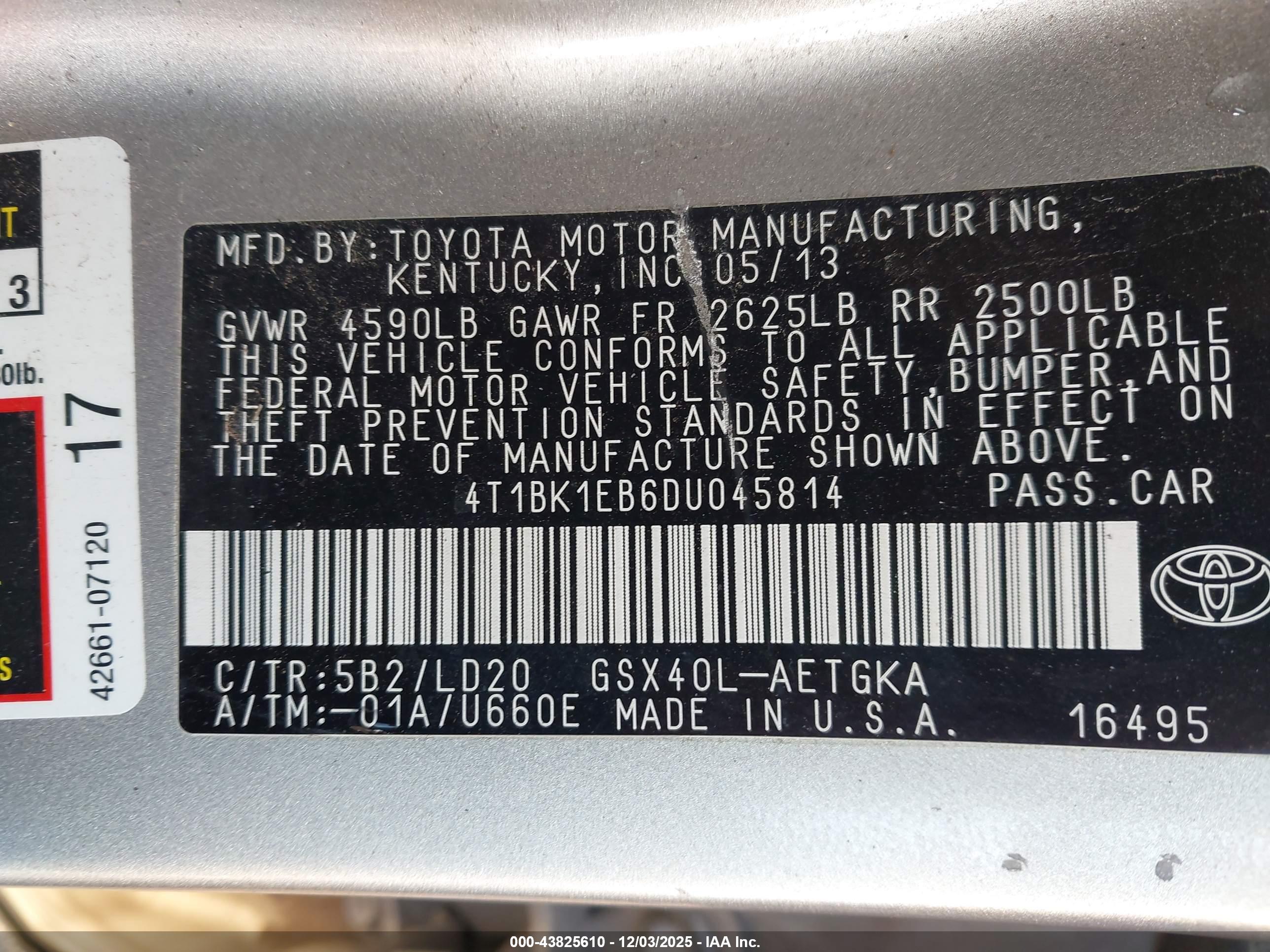 TOYOTA AVALON image 9