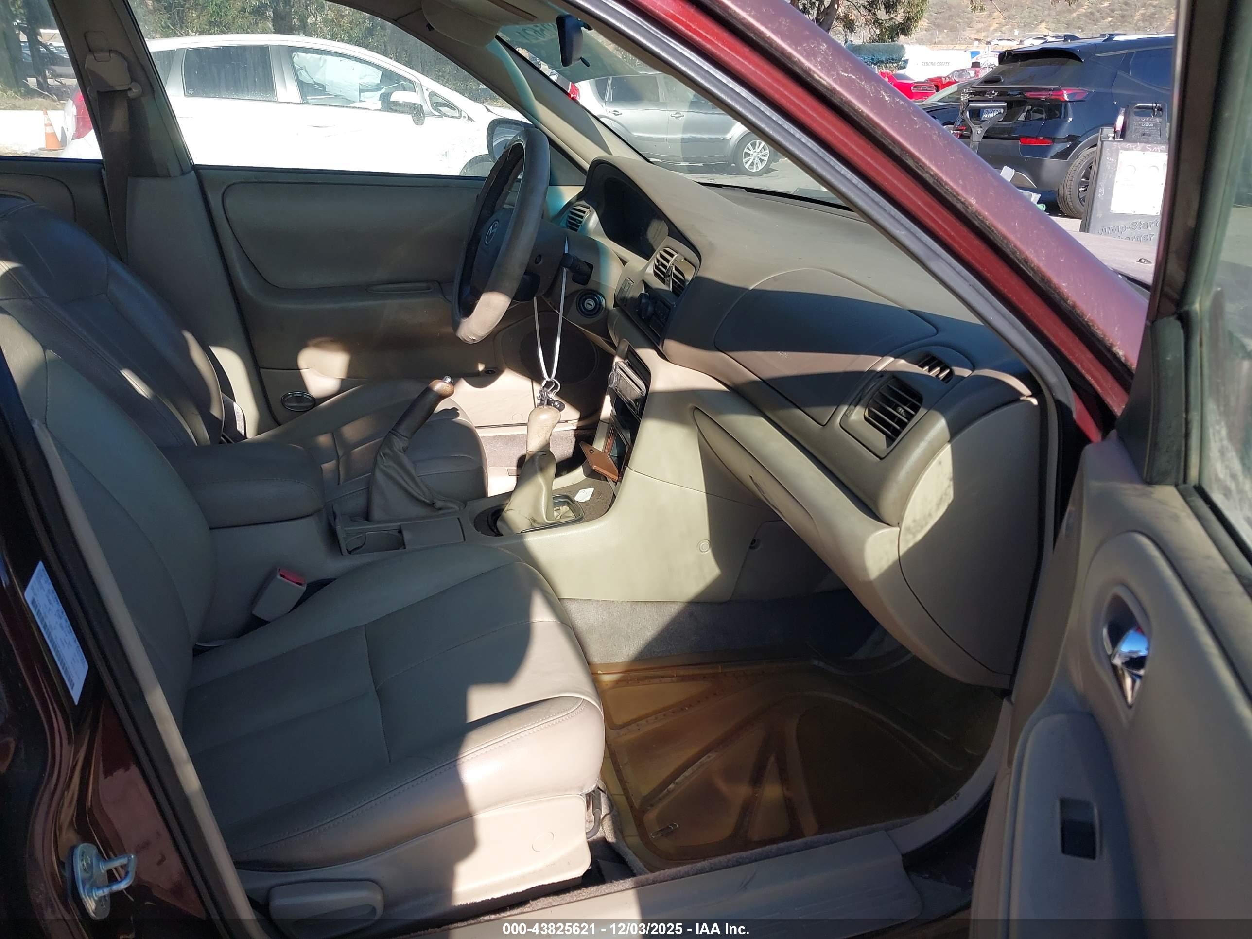 MAZDA 626 image 5