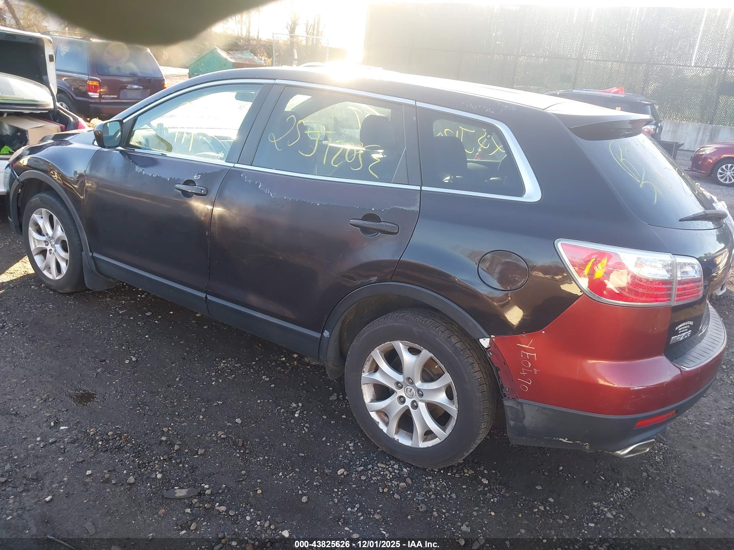 MAZDA CX-9 image 3