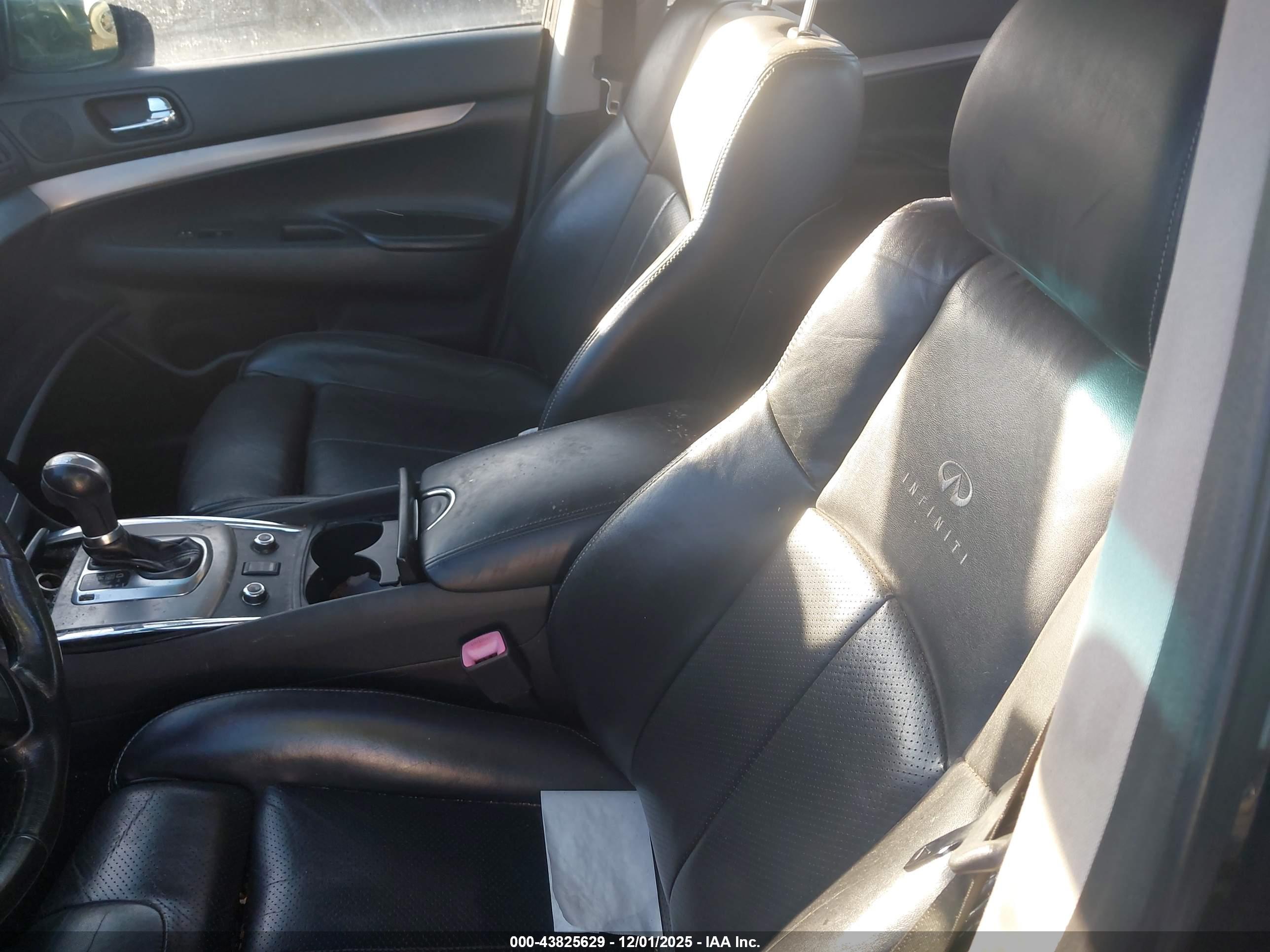 INFINITI G37X image 5