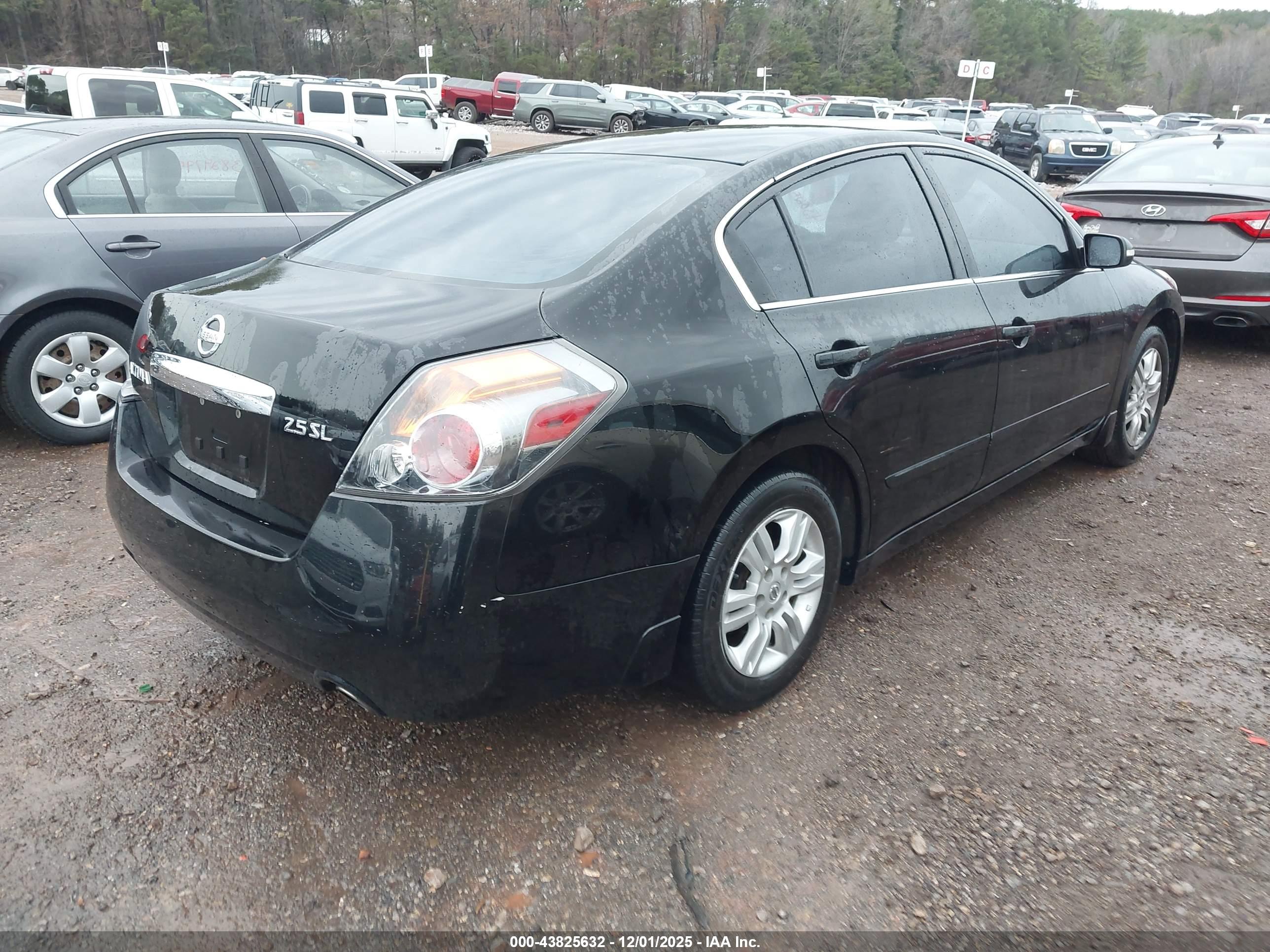 NISSAN ALTIMA image 4