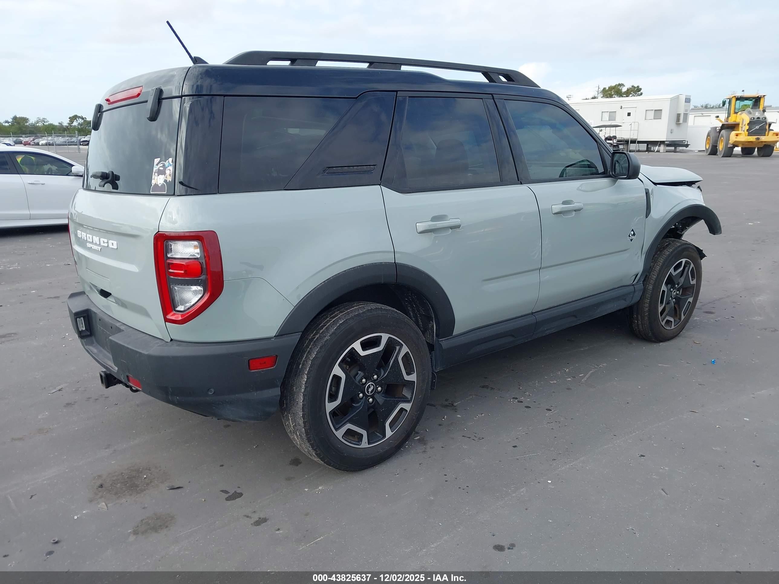 FORD BRONCO image 4