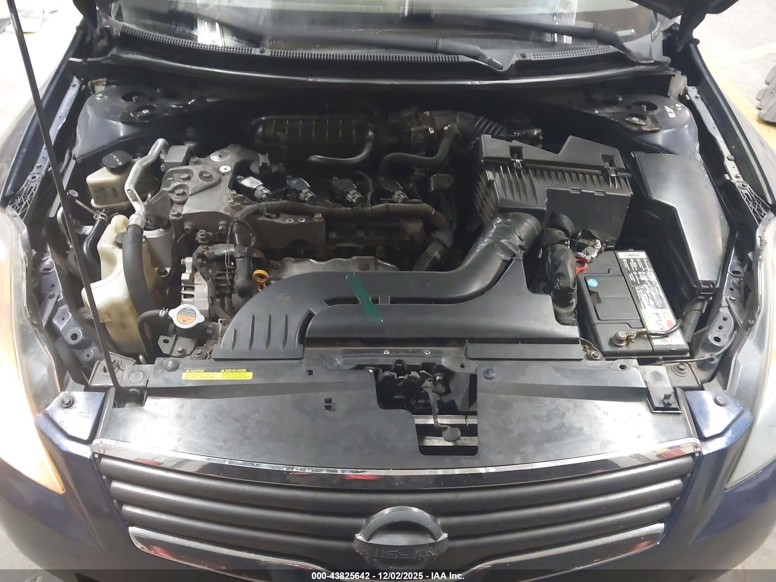 NISSAN ALTIMA image 10