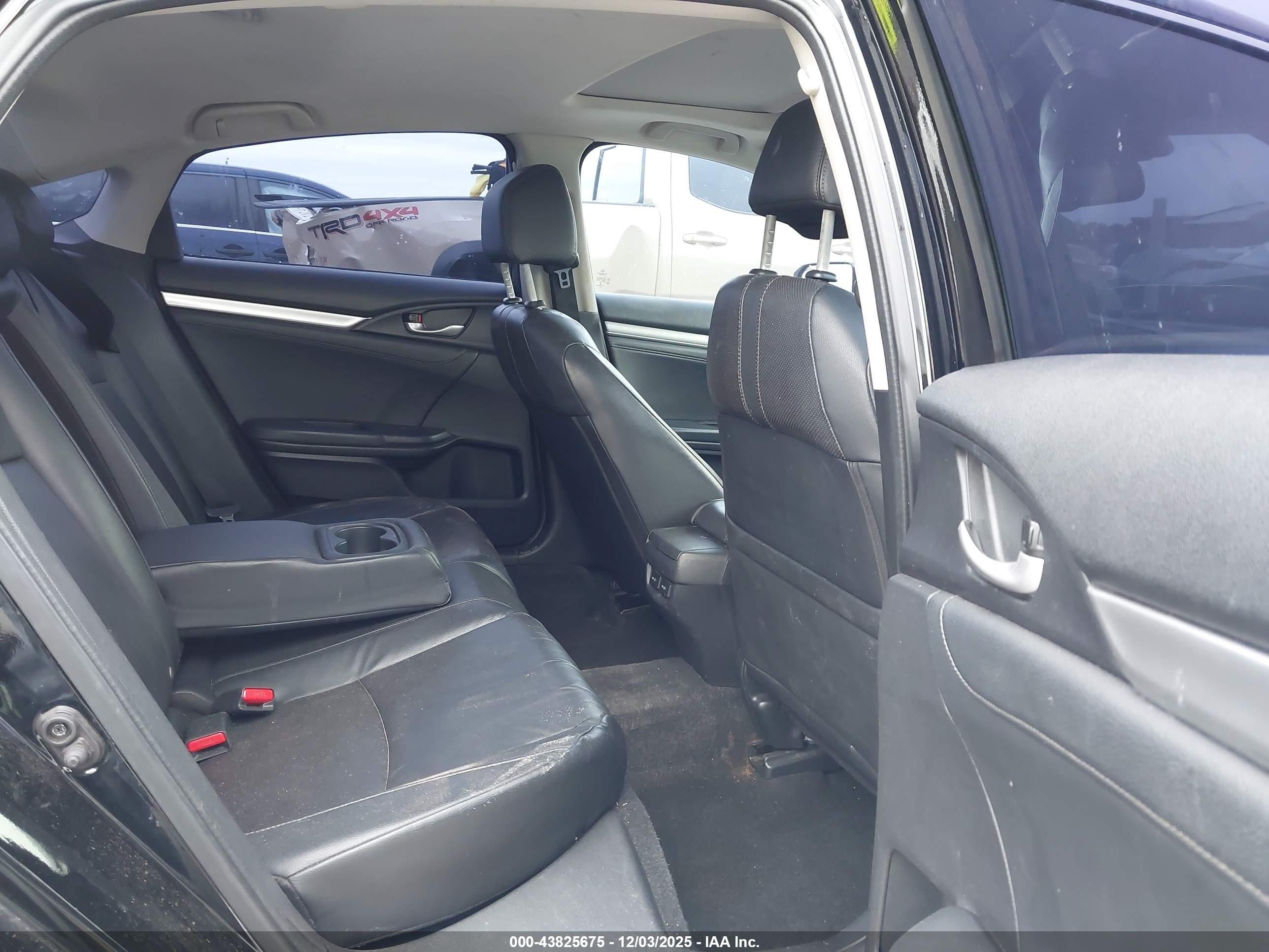 HONDA CIVIC image 8