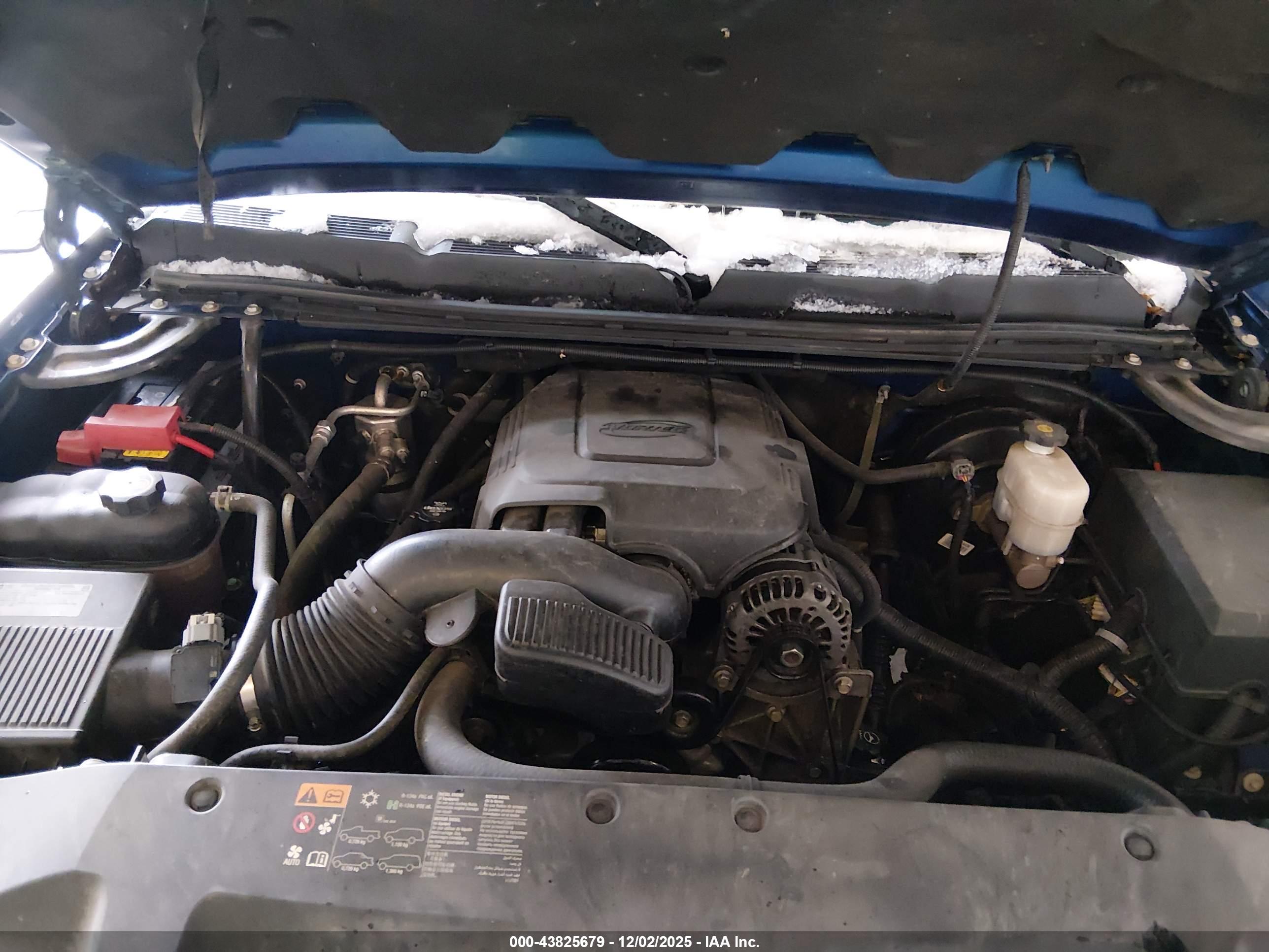 CHEVROLET SILVERADO image 10