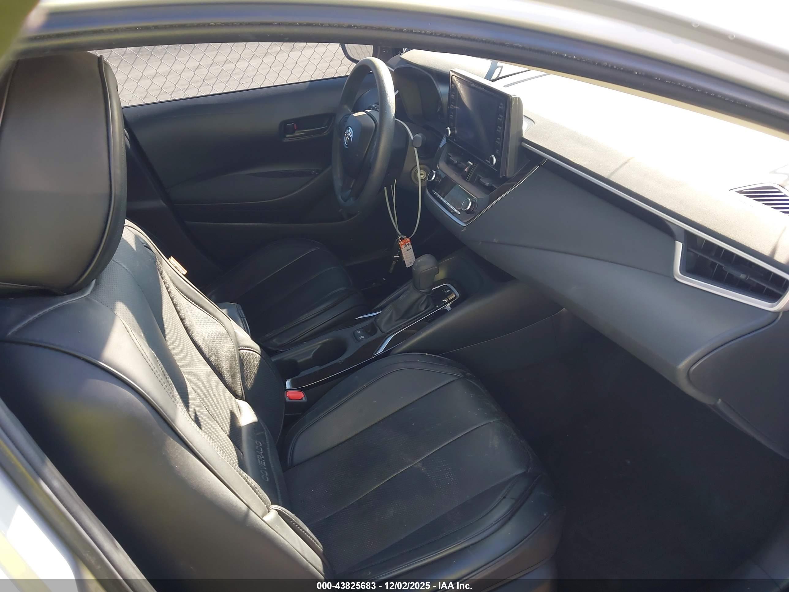 TOYOTA COROLLA image 5