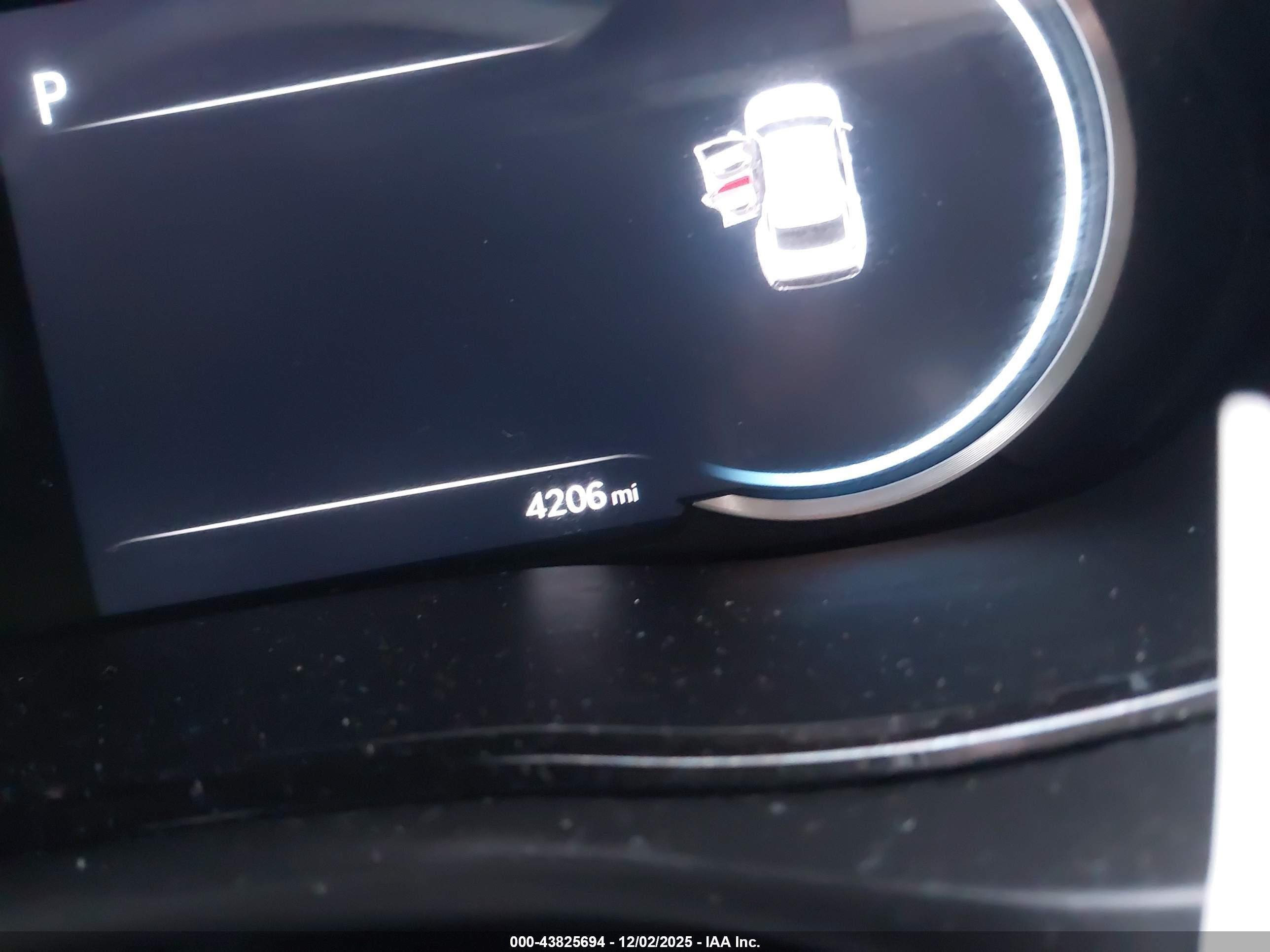 GENESIS GV70 image 7