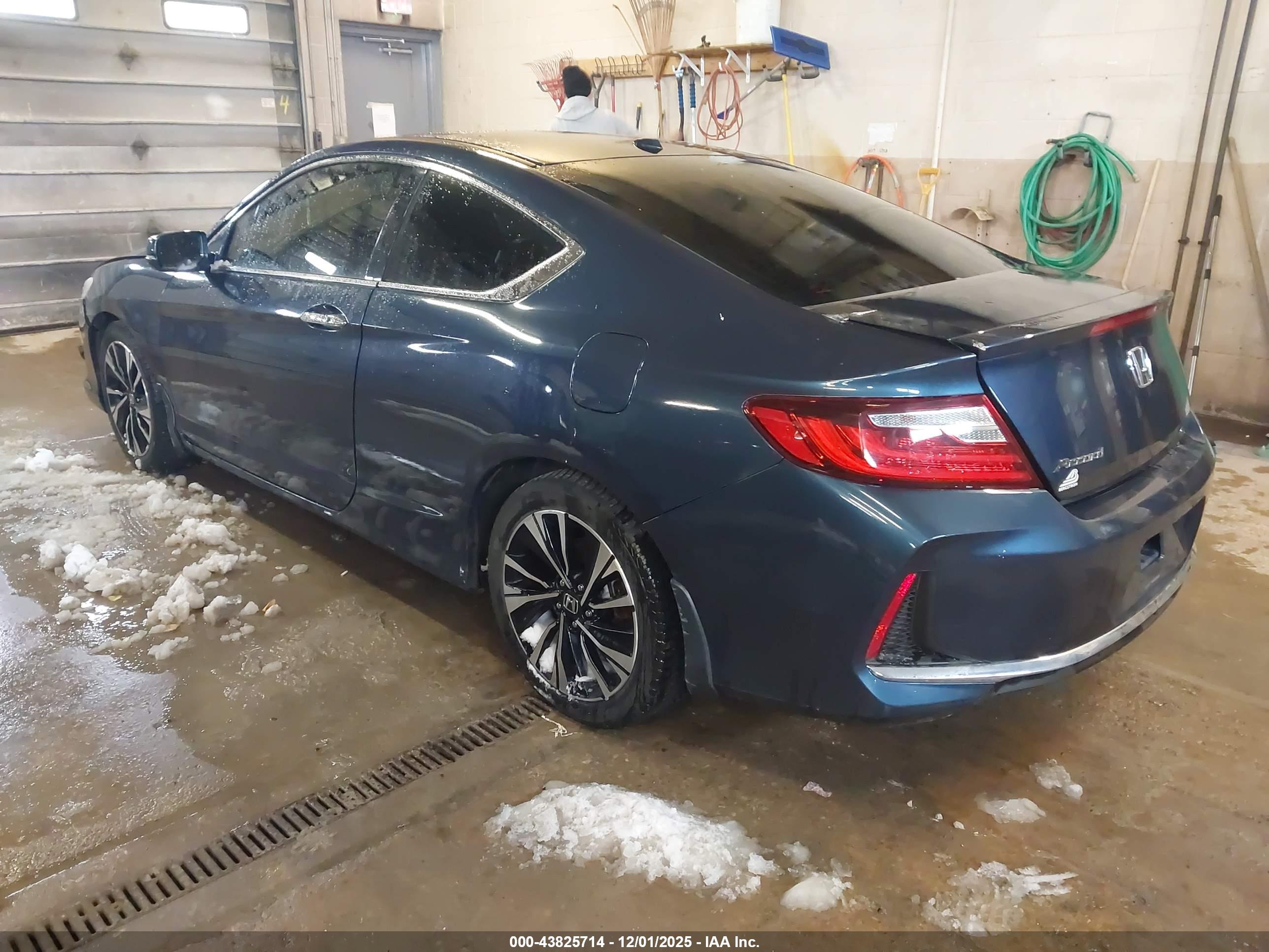 HONDA ACCORD image 3