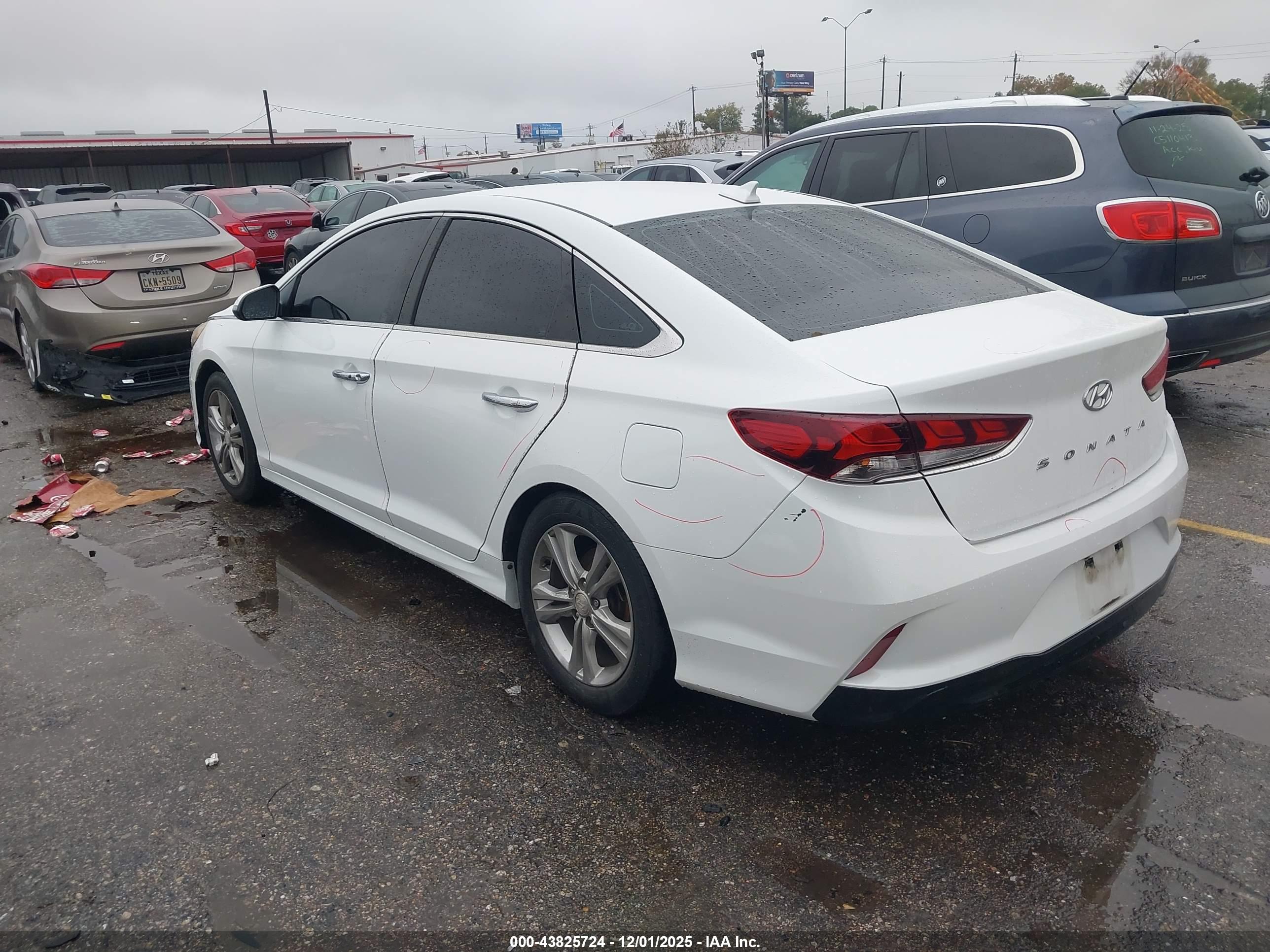 HYUNDAI SONATA image 3
