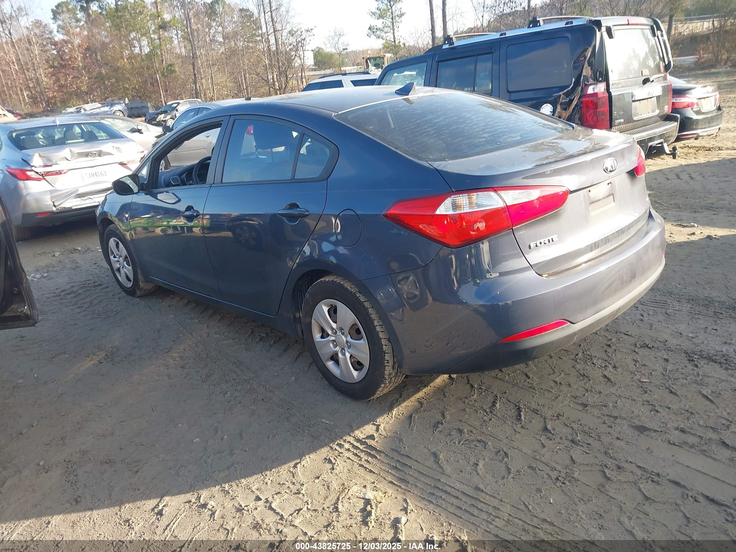KIA FORTE image 3