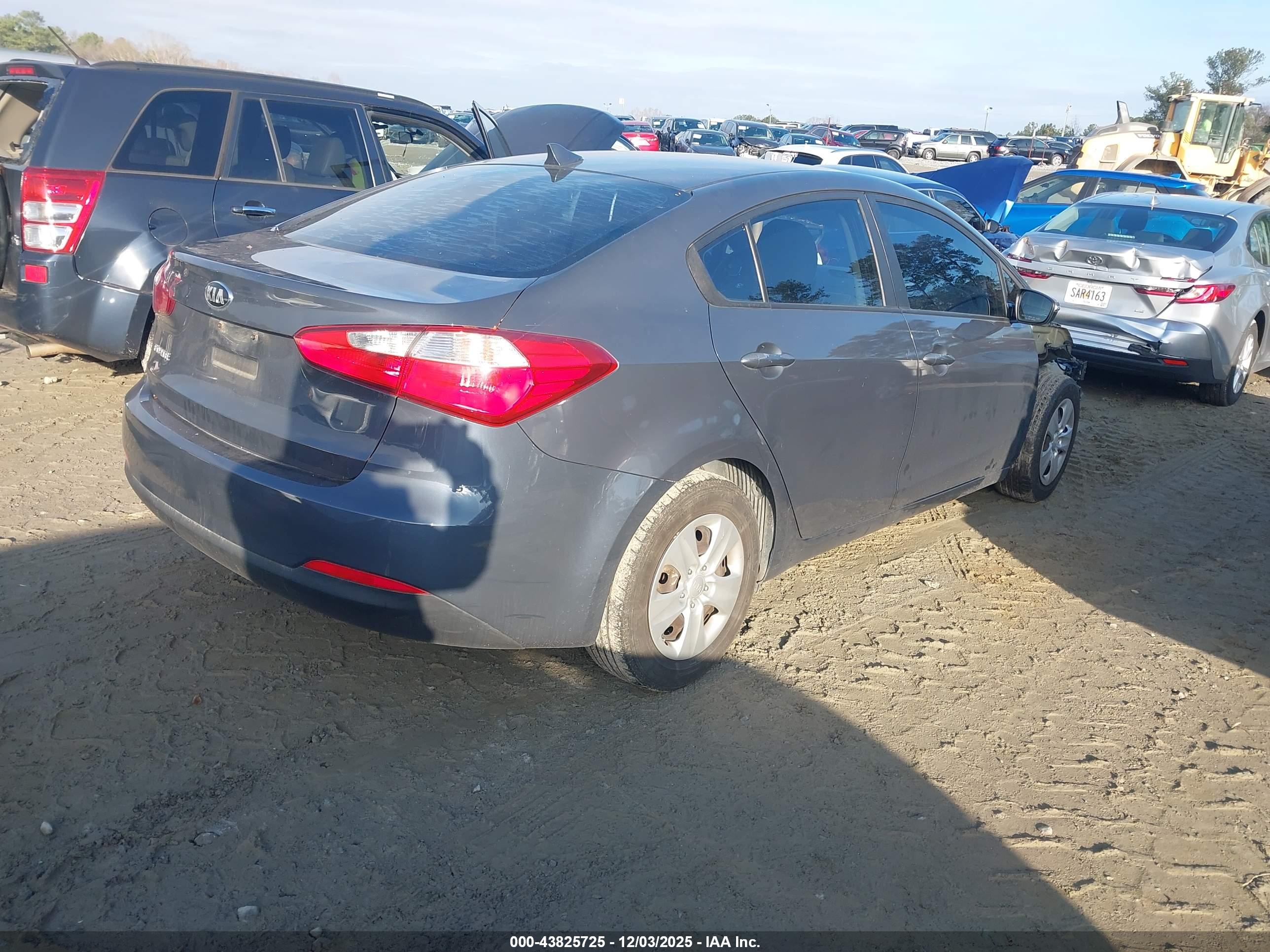 KIA FORTE image 4