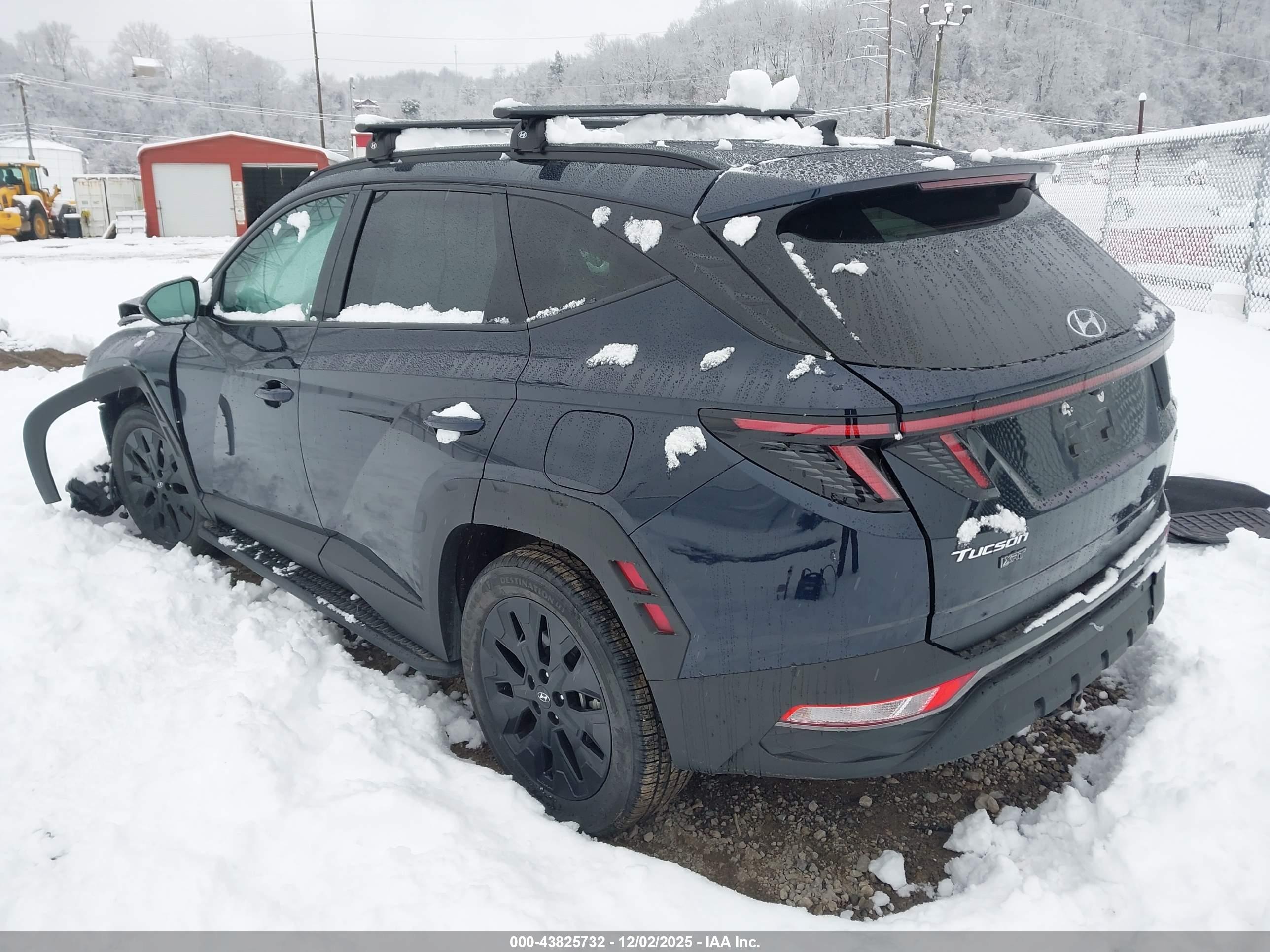HYUNDAI TUCSON image 3
