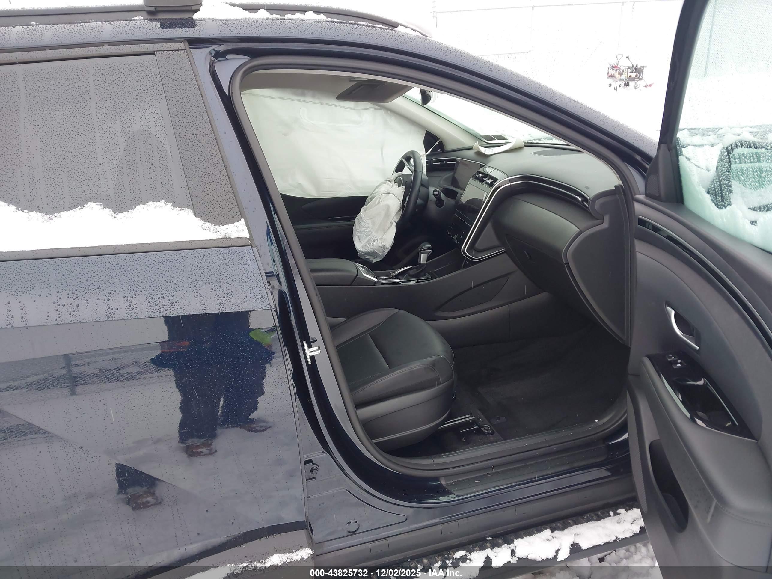 HYUNDAI TUCSON image 5