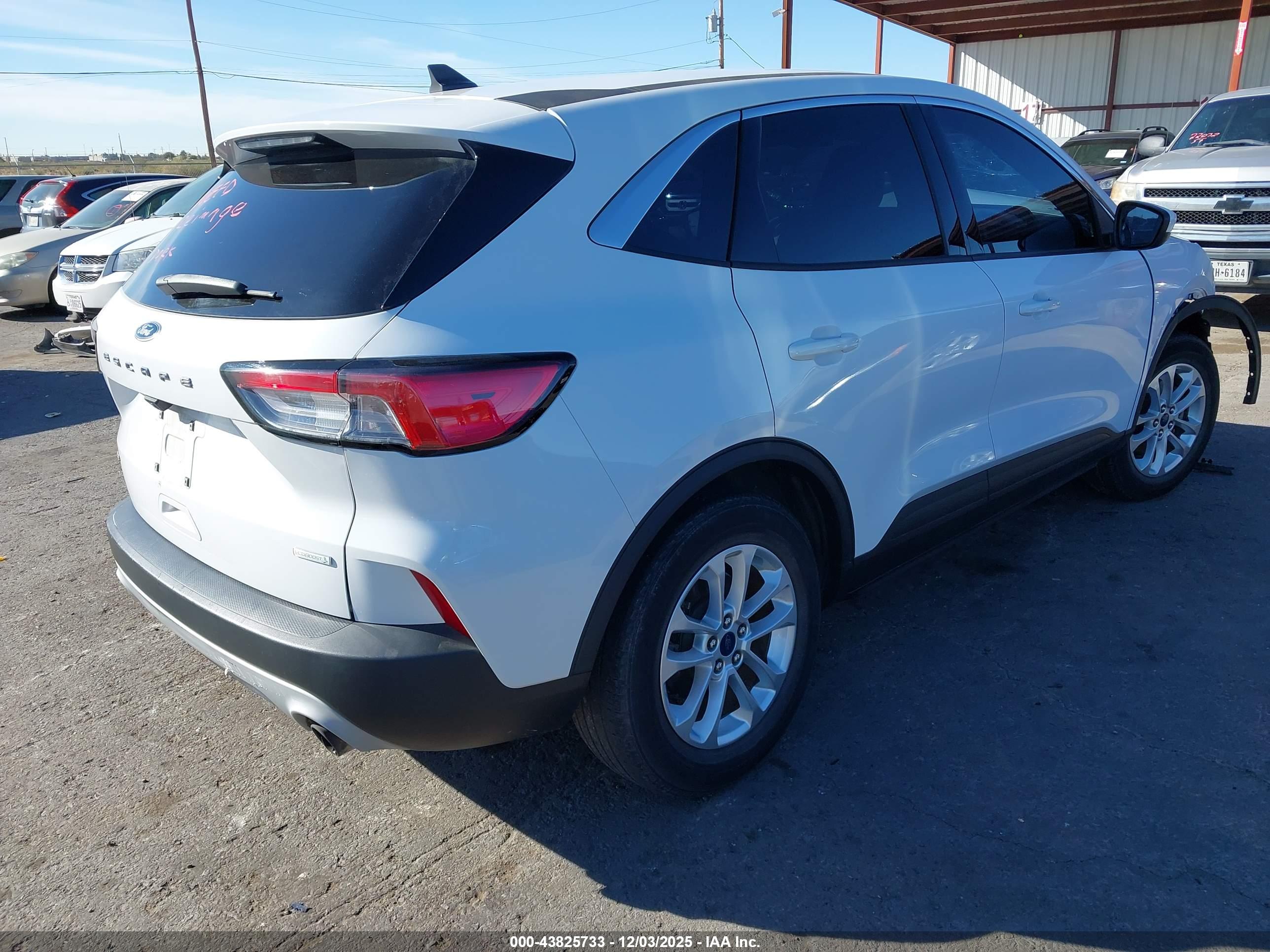 FORD ESCAPE image 4