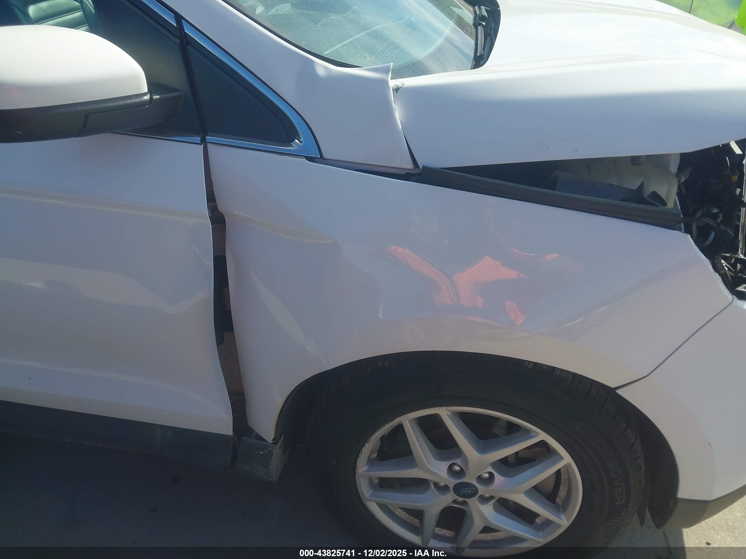 FORD EDGE image 6