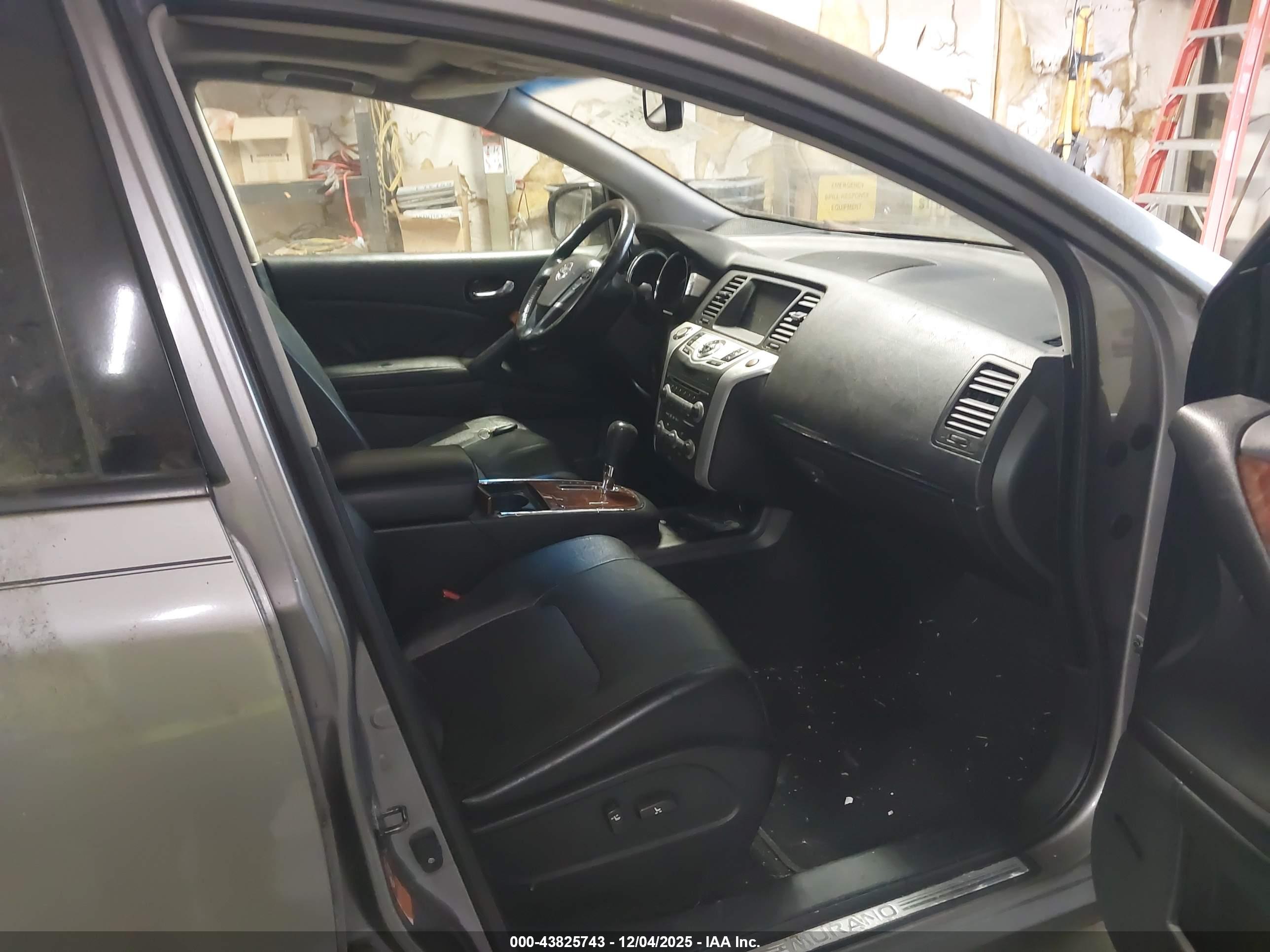 NISSAN MURANO image 5