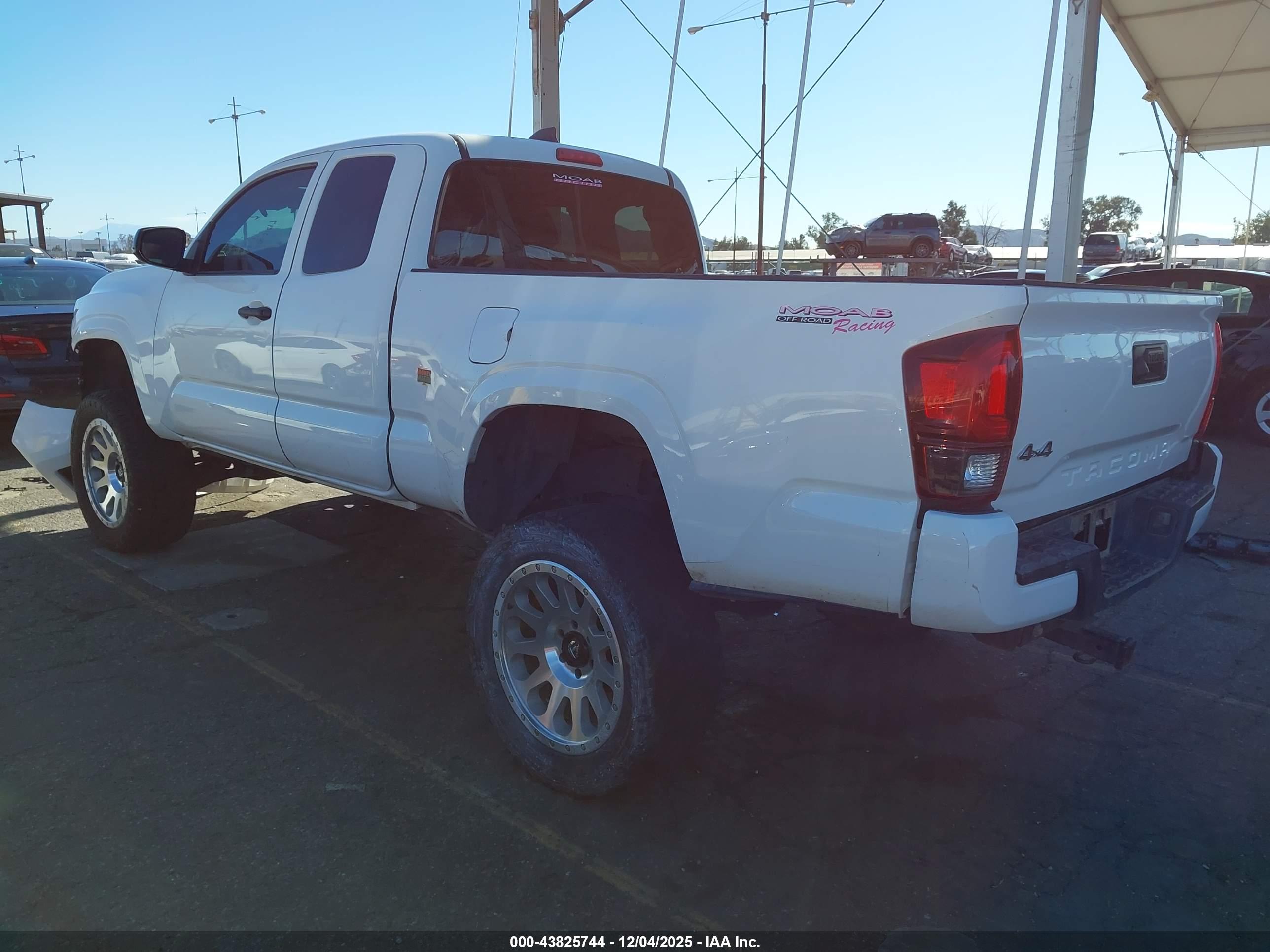TOYOTA TACOMA image 3