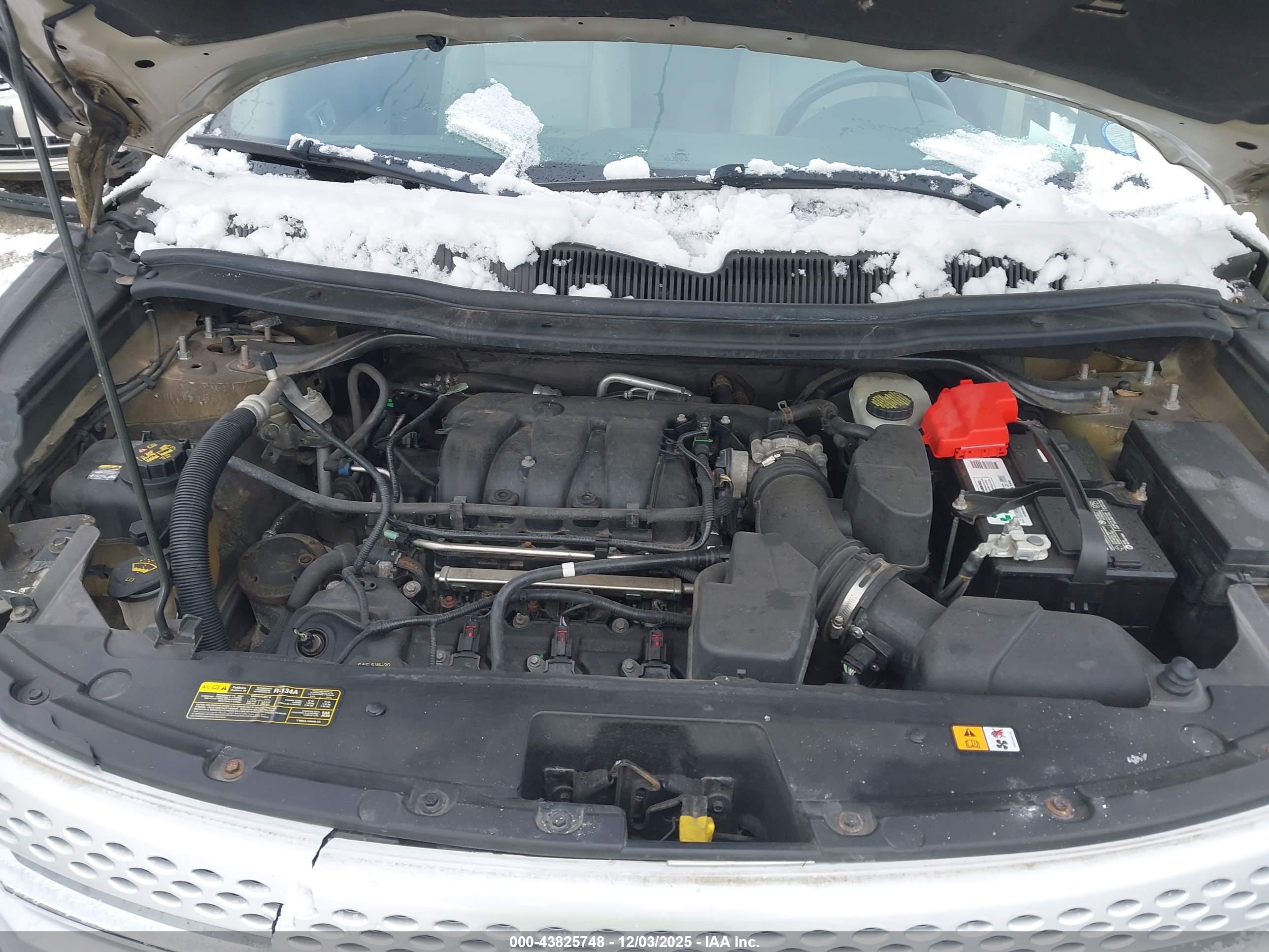 FORD EXPLORER image 10