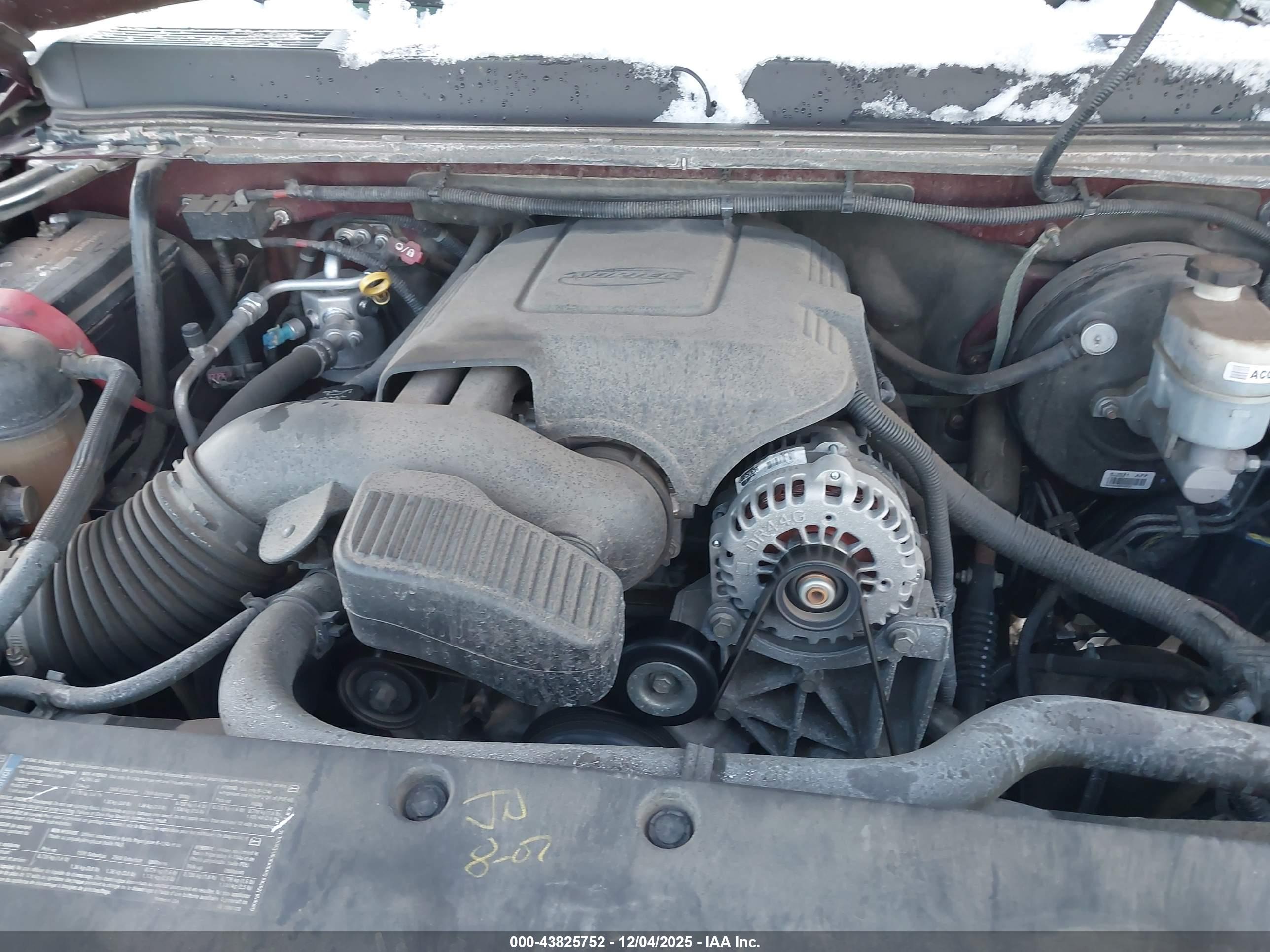 CHEVROLET SILVERADO image 10