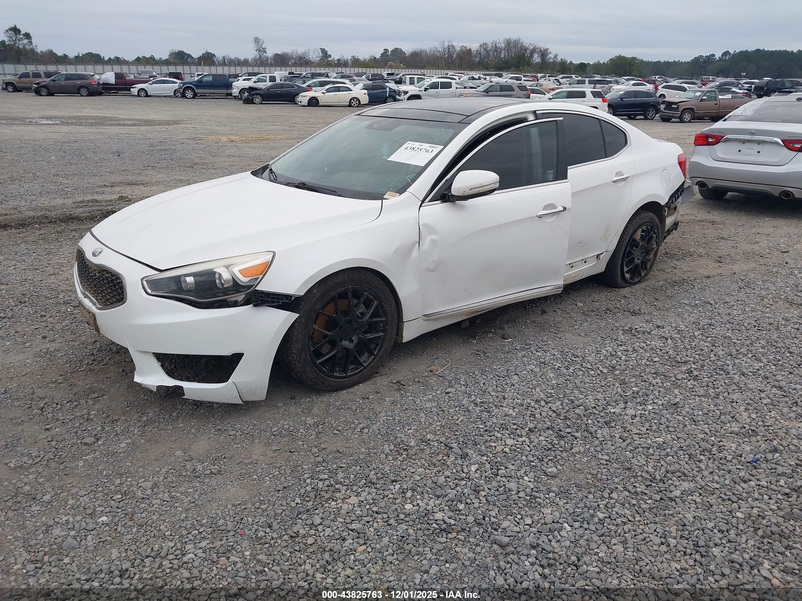KIA CADENZA image 2