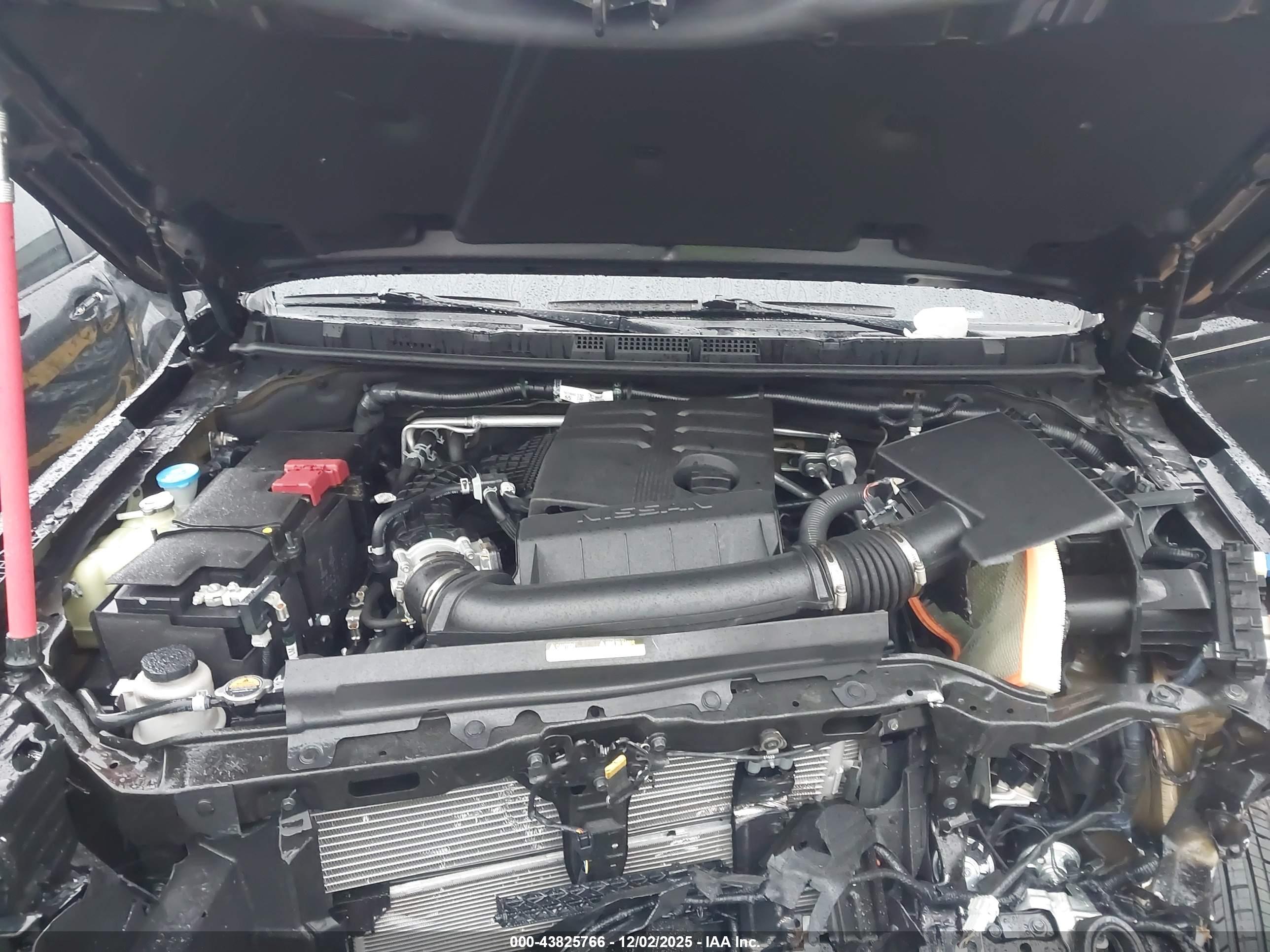 NISSAN FRONTIER image 10
