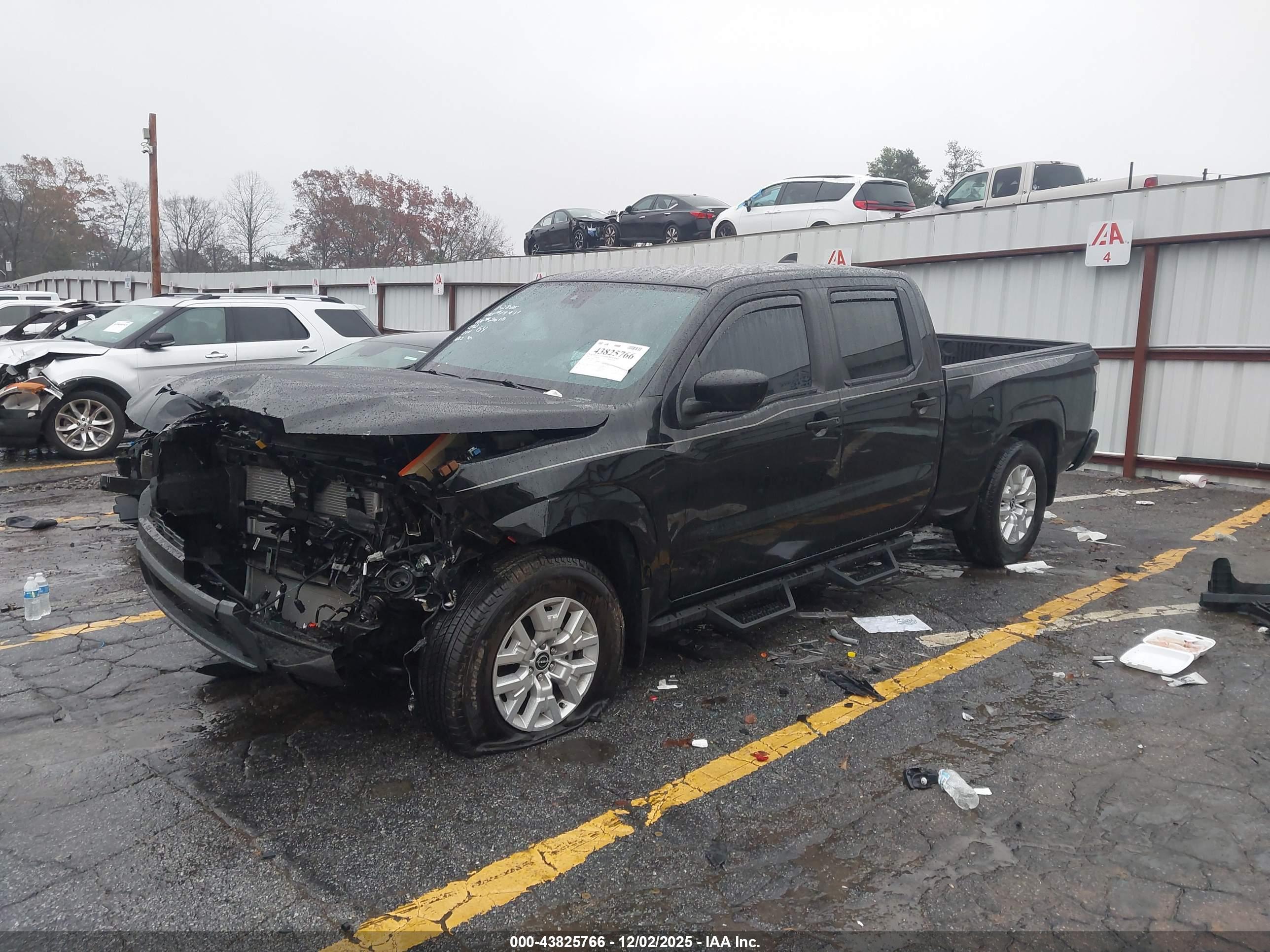 NISSAN FRONTIER image 2