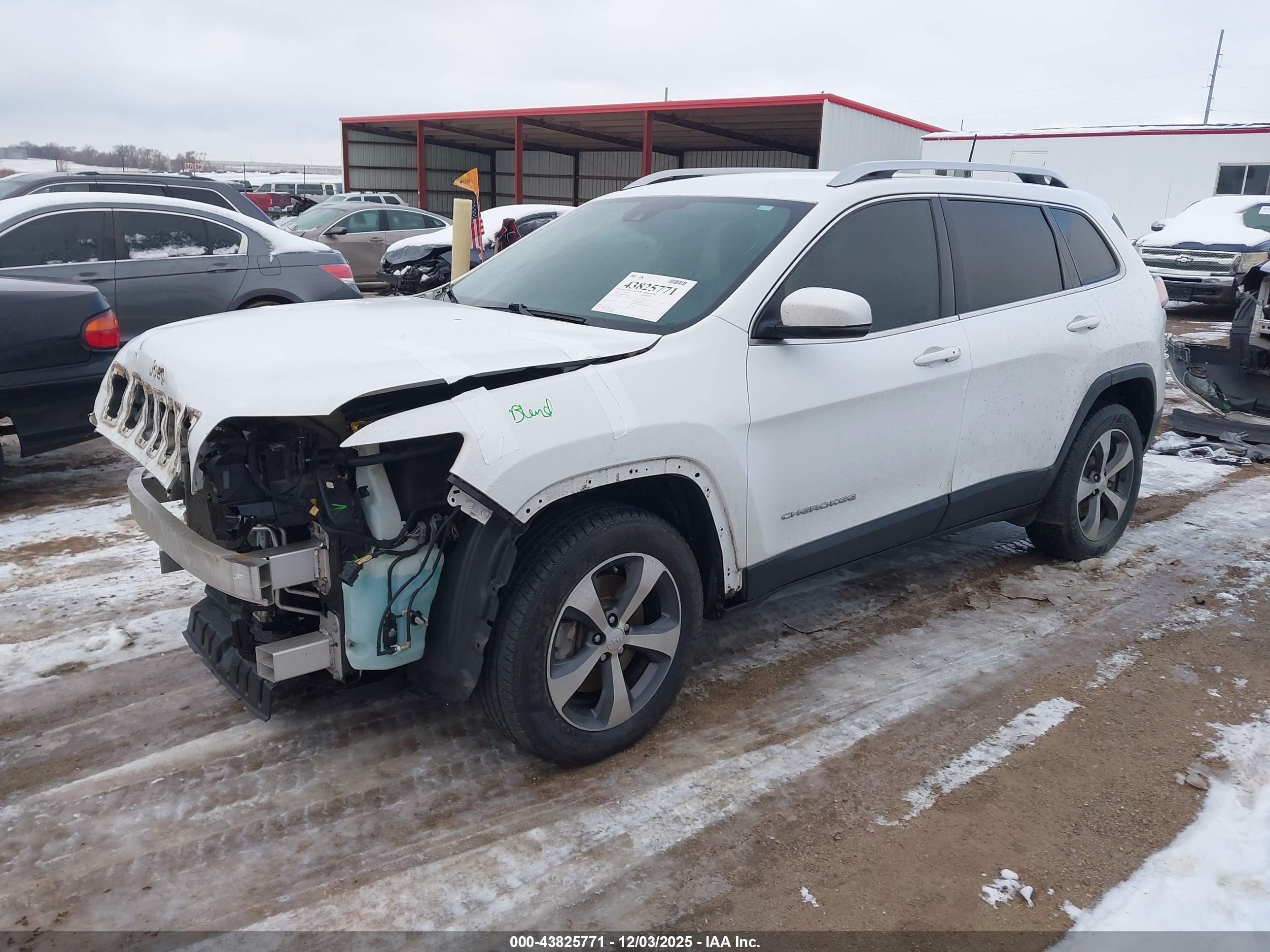 JEEP CHEROKEE image 2