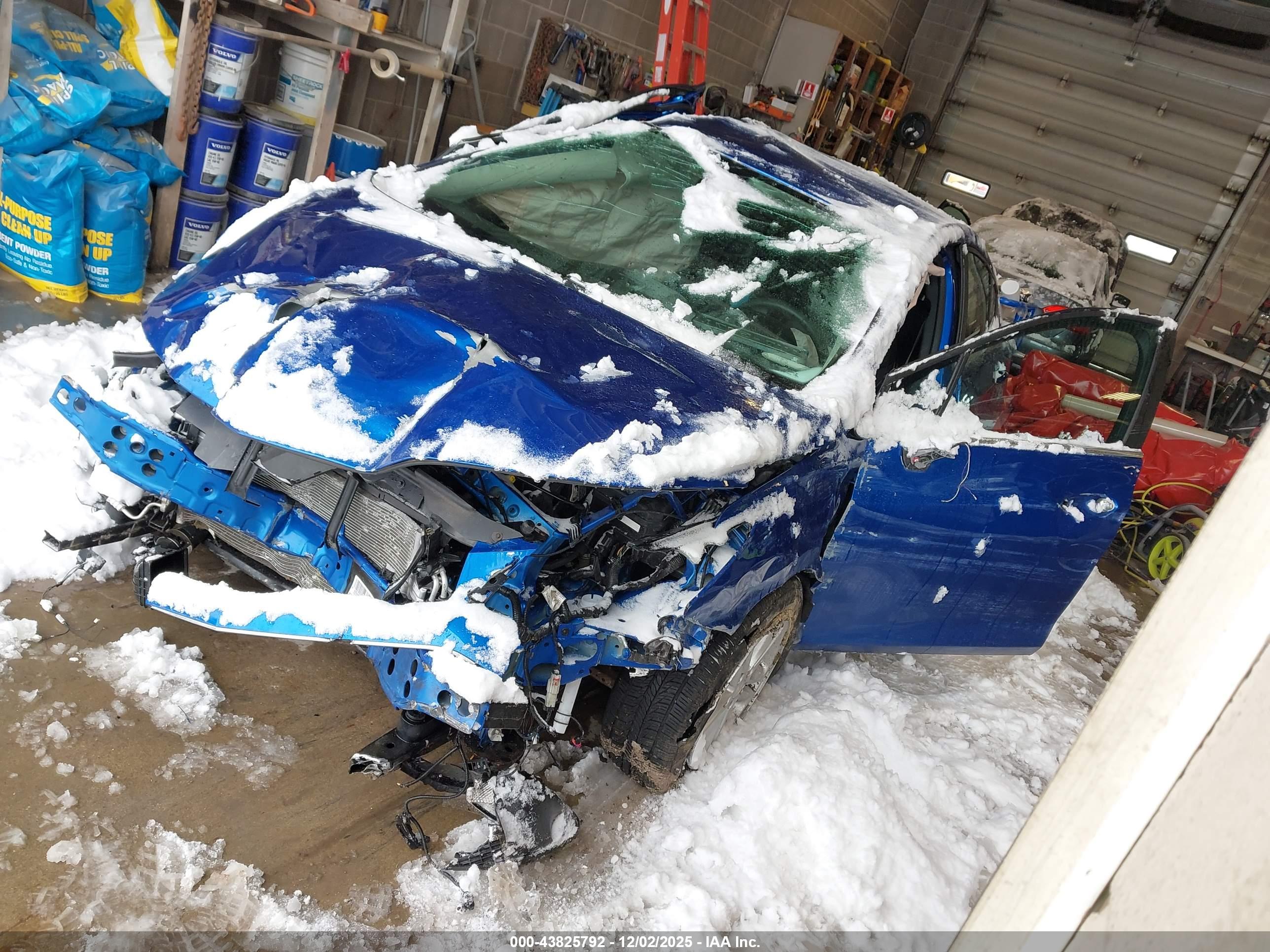 CHEVROLET CRUZE image 2