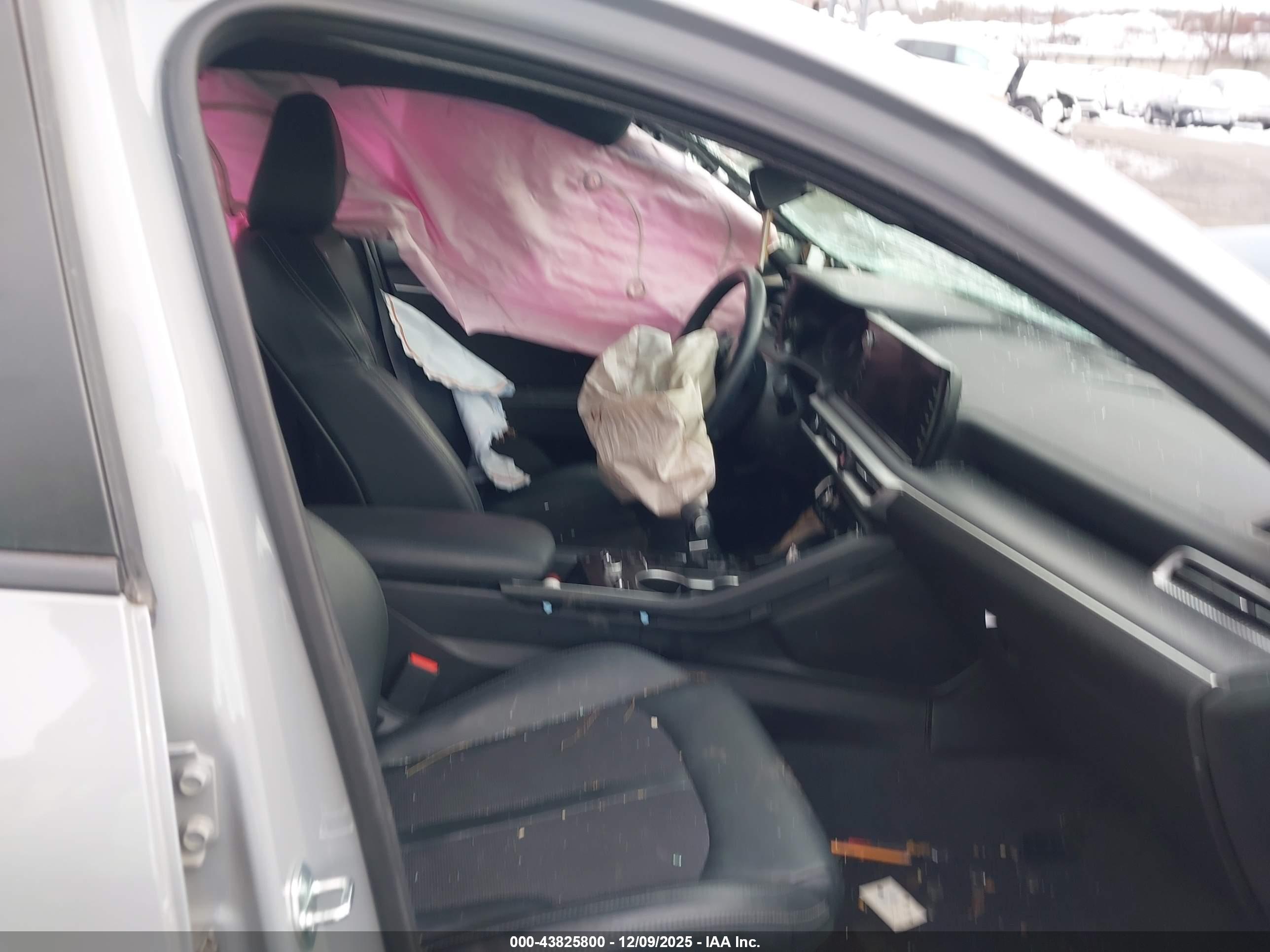 KIA K5 image 5