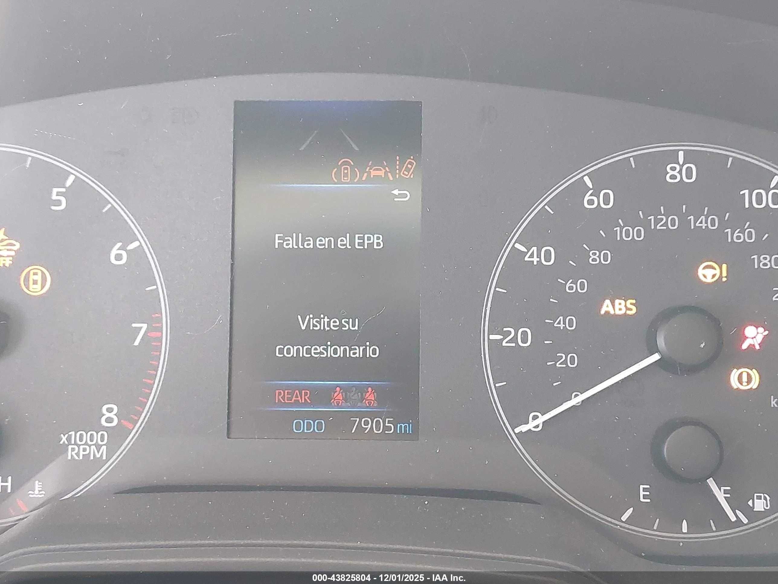 TOYOTA COROLLA image 7