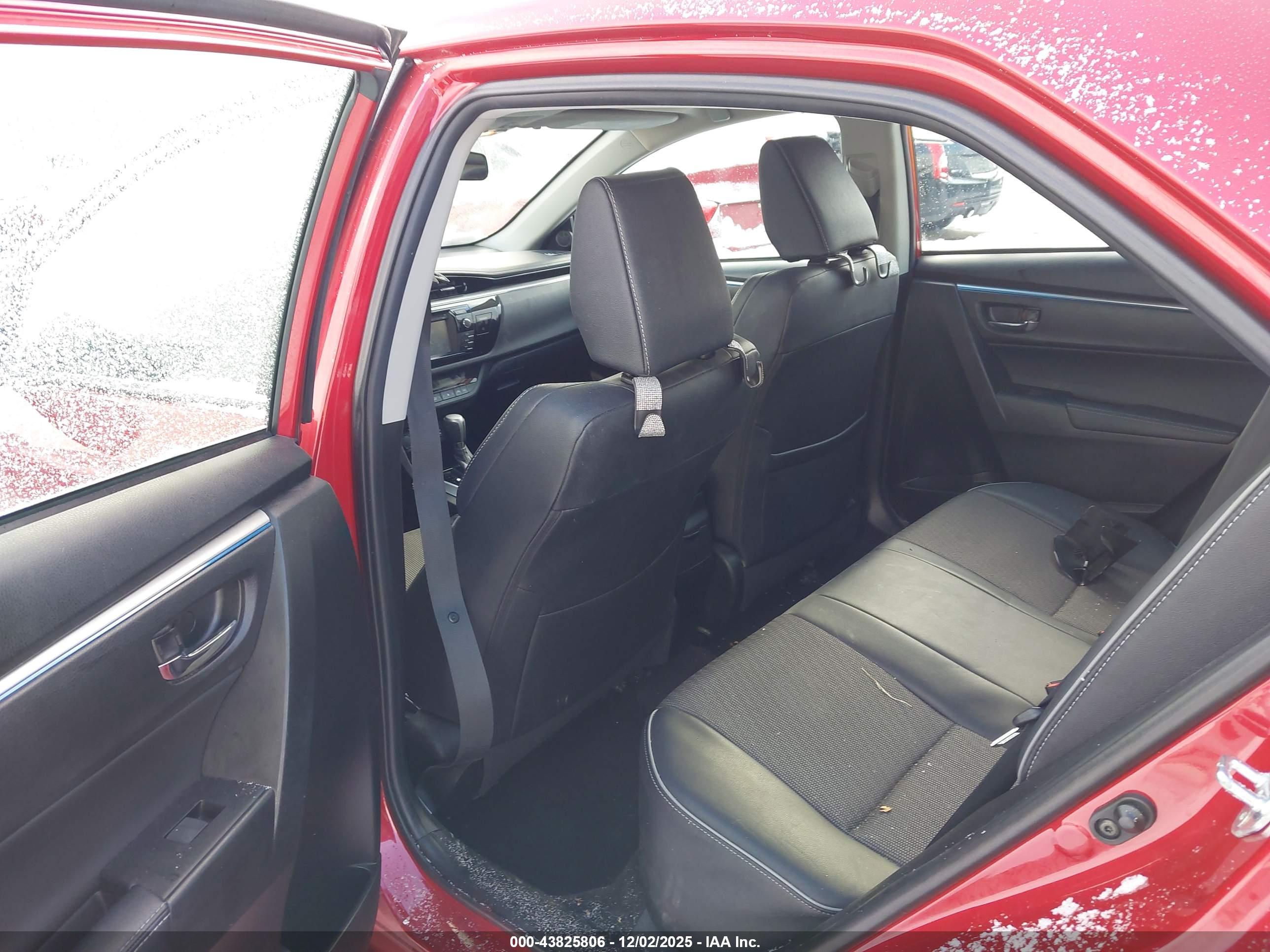 TOYOTA COROLLA image 8